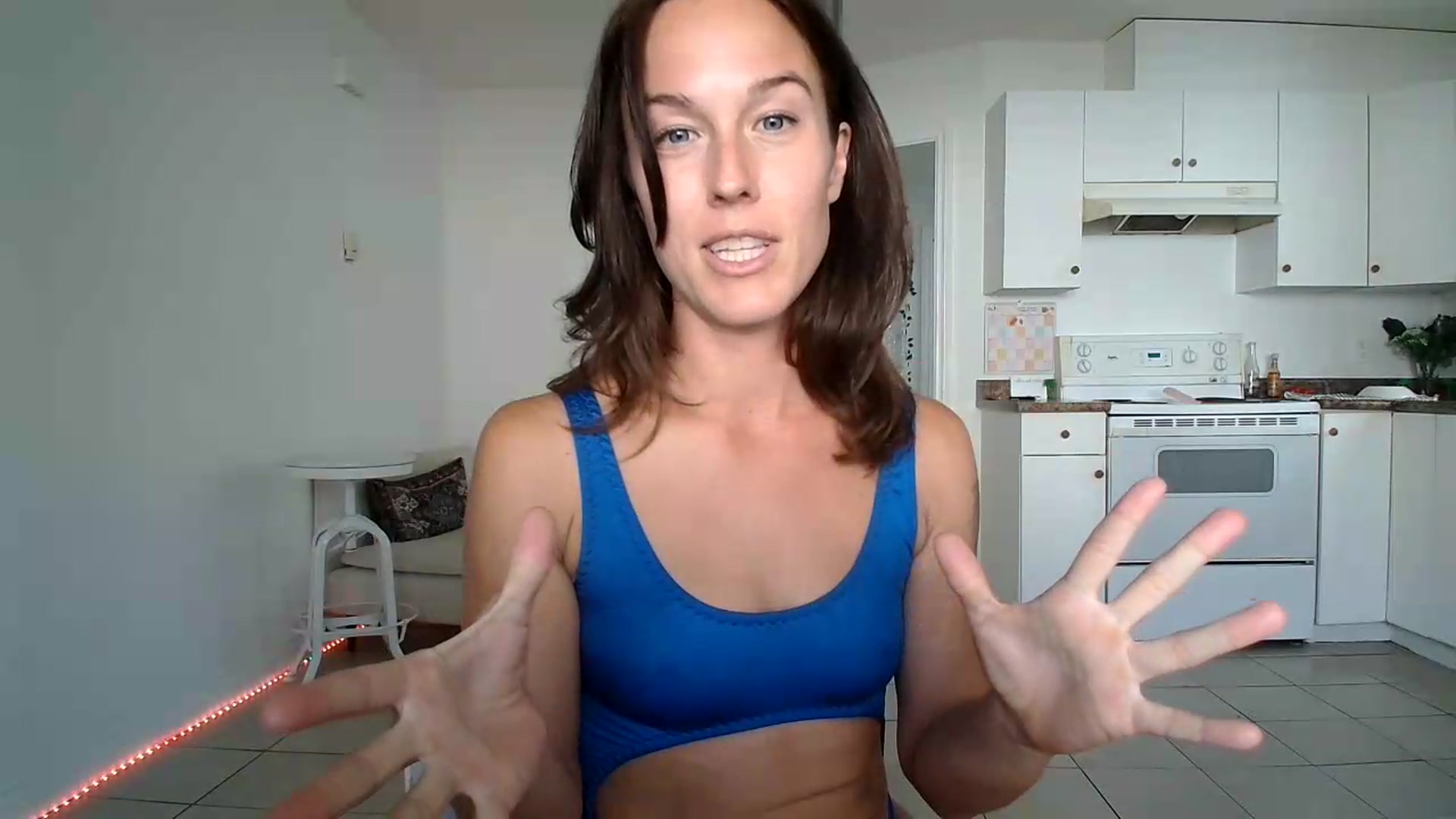 Gallery image thumbnail from ClitorisQueen's myfreecams stream on, 09/15/2026, 20:40 image 10 of 20