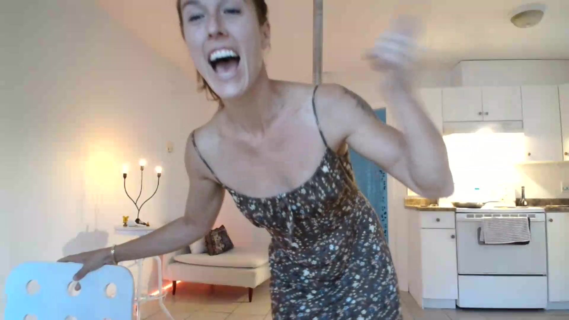 Gallery image thumbnail from ClitorisQueen's myfreecams stream on, 09/21/2026, 02:10 image 12 of 20