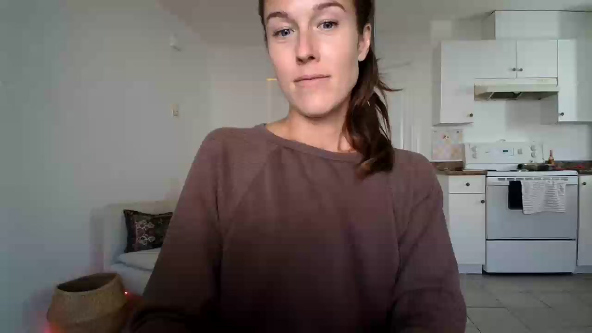 Gallery image thumbnail from ClitorisQueen's myfreecams stream on, 09/21/2026, 20:49 image 15 of 20