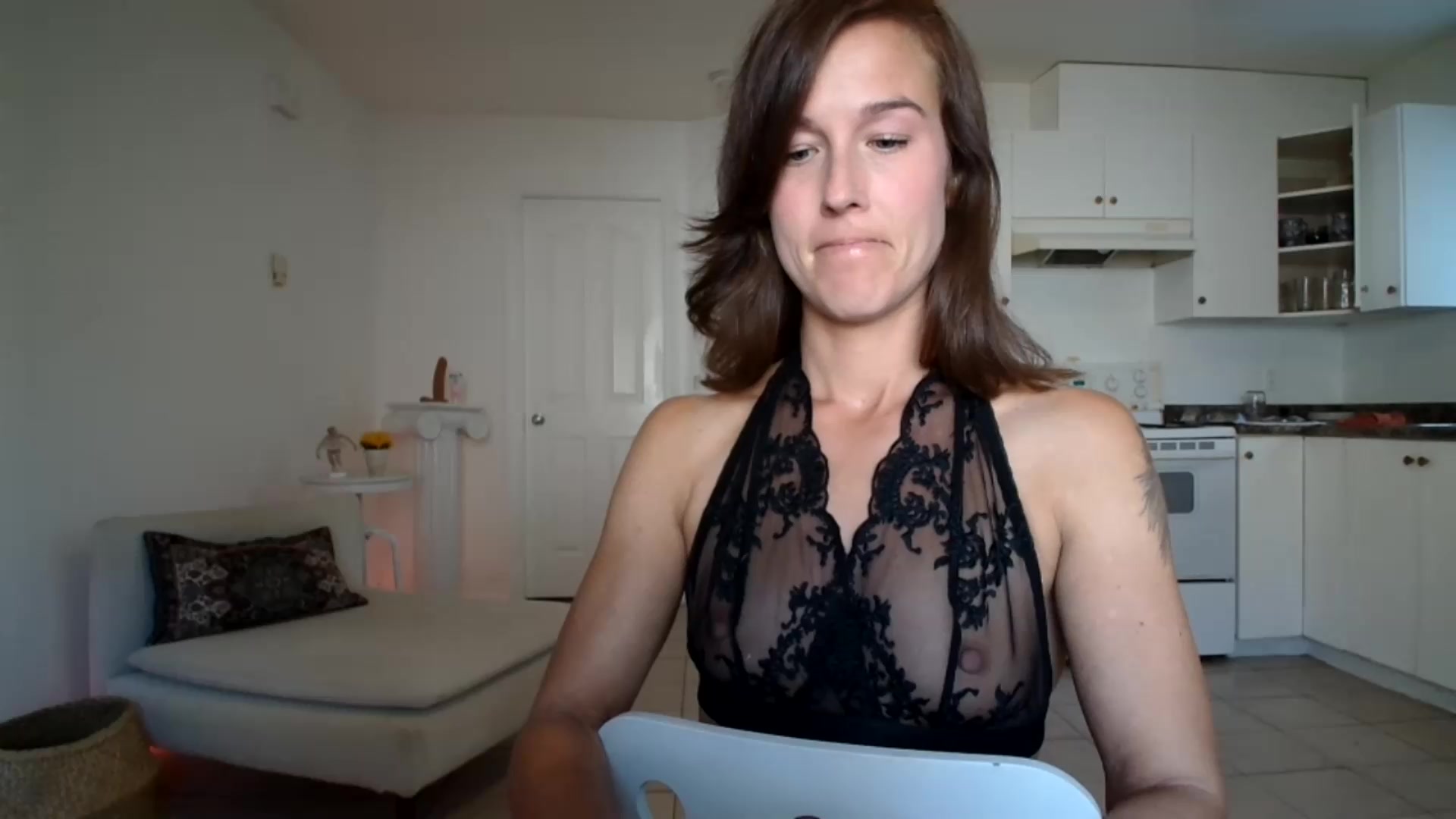 Gallery image thumbnail from ClitorisQueen's myfreecams stream on, 09/21/2026, 23:12 image 19 of 20
