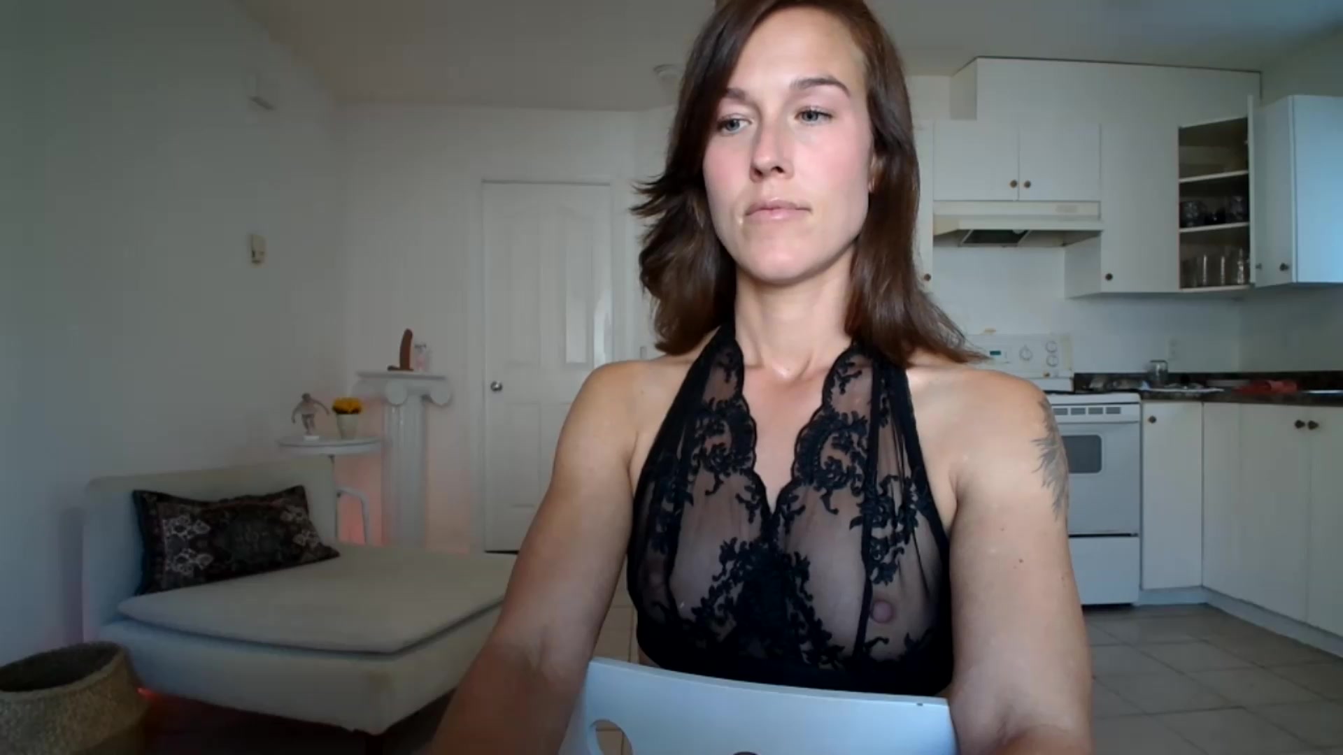 Gallery image thumbnail from ClitorisQueen's myfreecams stream on, 09/21/2026, 23:12 image 18 of 20