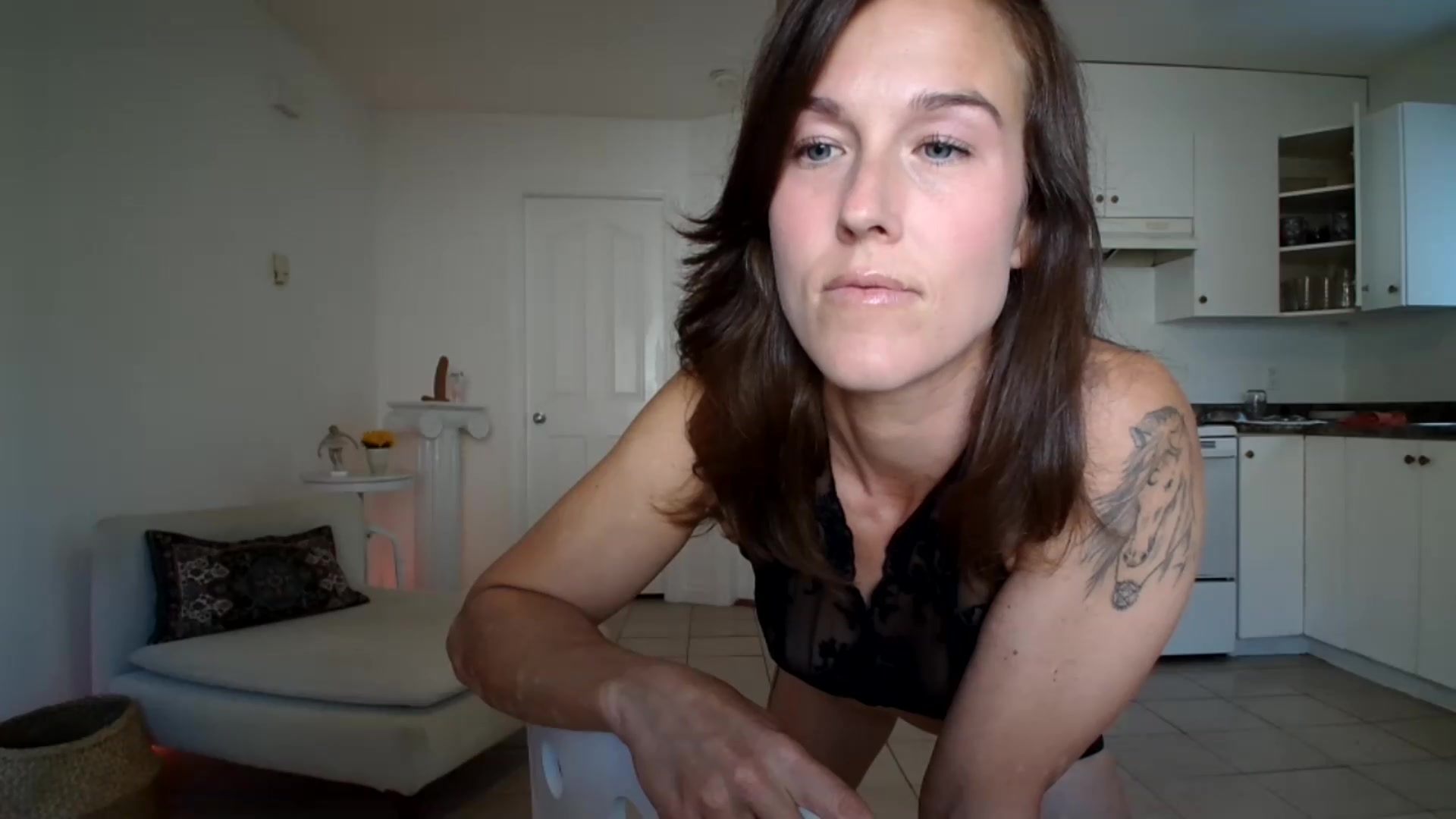 Gallery image thumbnail from ClitorisQueen's myfreecams stream on, 09/21/2026, 23:12 image 14 of 20