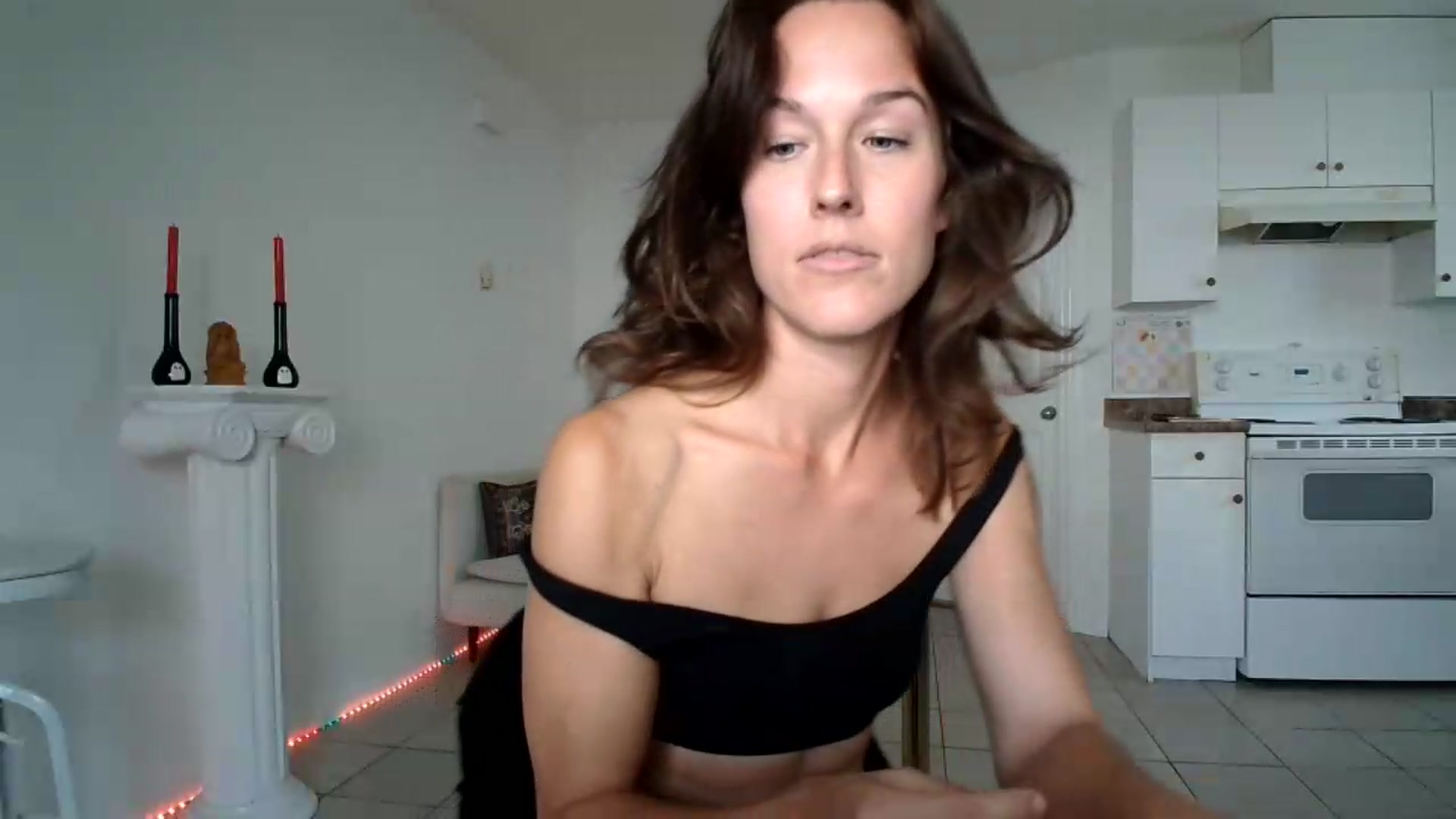 Gallery image thumbnail from ClitorisQueen's myfreecams stream on, 09/22/2026, 19:58 image 18 of 20