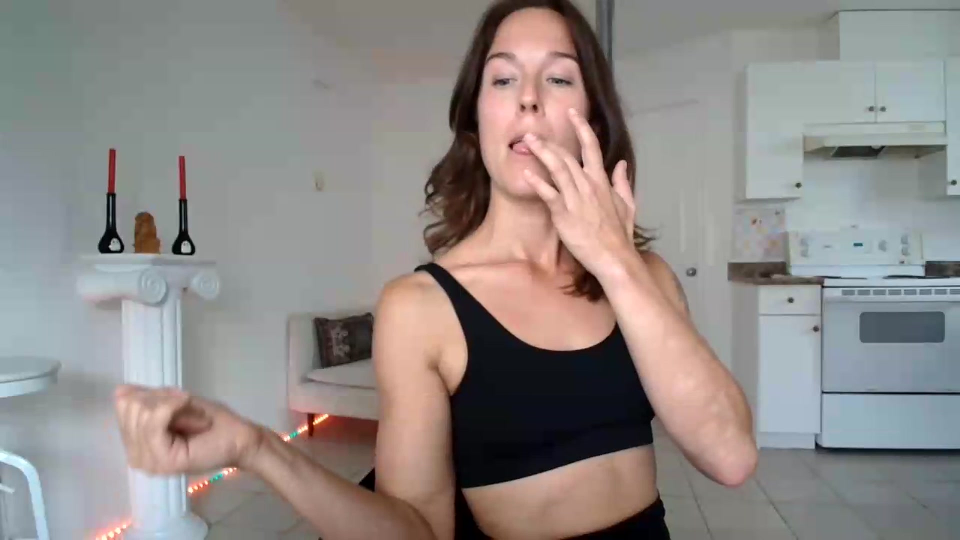 Gallery image thumbnail from ClitorisQueen's myfreecams stream on, 09/22/2026, 19:58 image 4 of 20