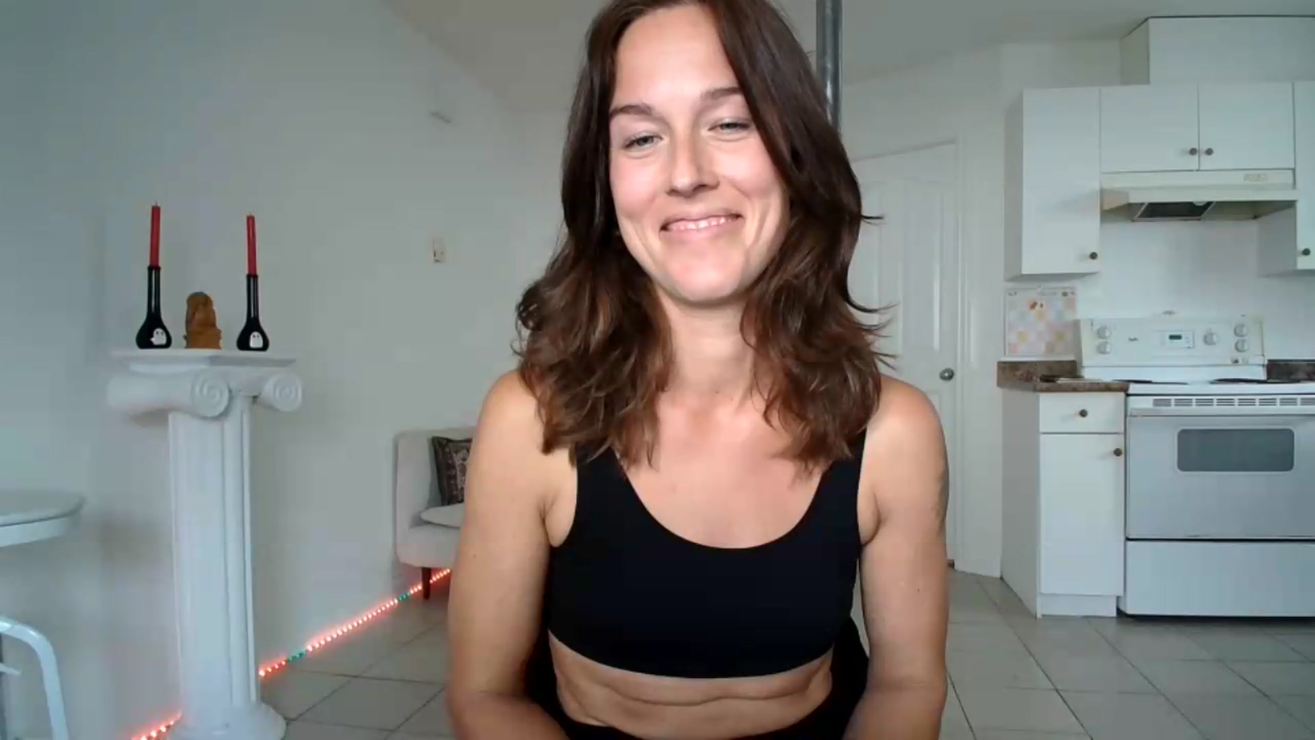 Gallery image thumbnail from ClitorisQueen's myfreecams stream on, 09/22/2026, 19:58 image 9 of 20