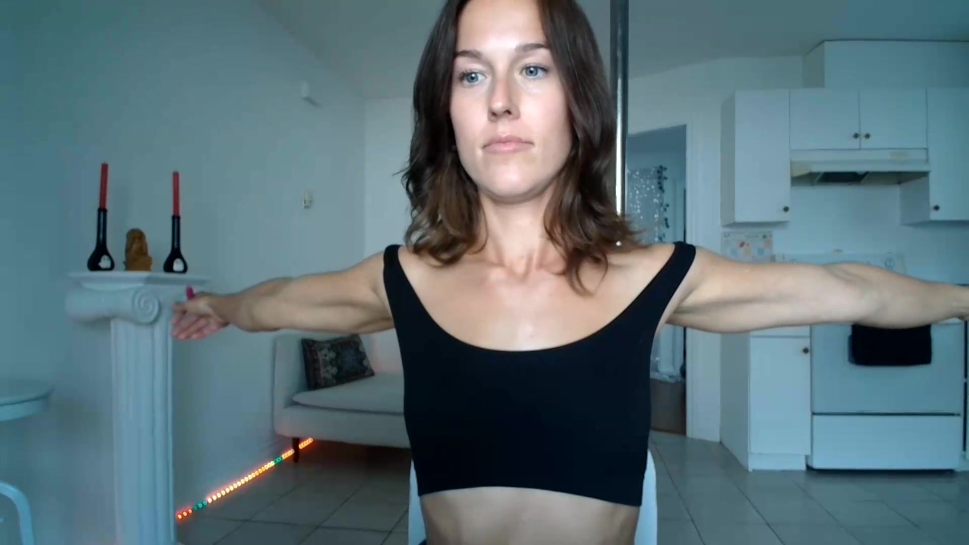Gallery image thumbnail from ClitorisQueen's myfreecams stream on, 09/22/2026, 22:02 image 17 of 20