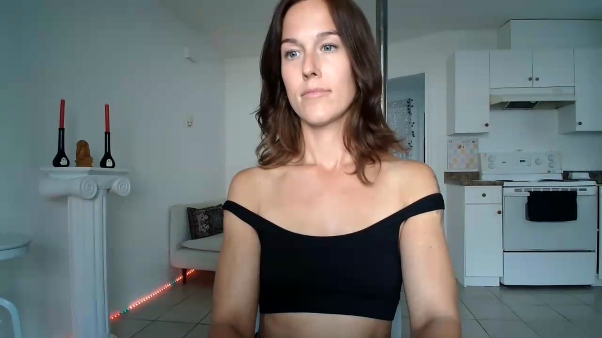 Gallery image thumbnail from ClitorisQueen's myfreecams stream on, 09/22/2026, 22:02 image 16 of 20