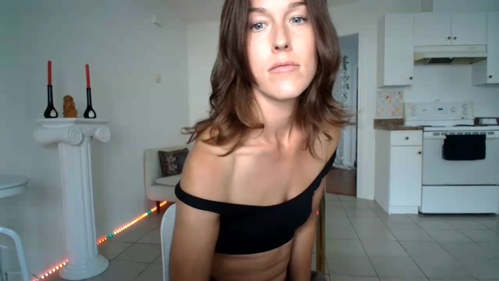 Gallery image thumbnail from ClitorisQueen's myfreecams stream on, 09/22/2026, 22:02 image 15 of 20