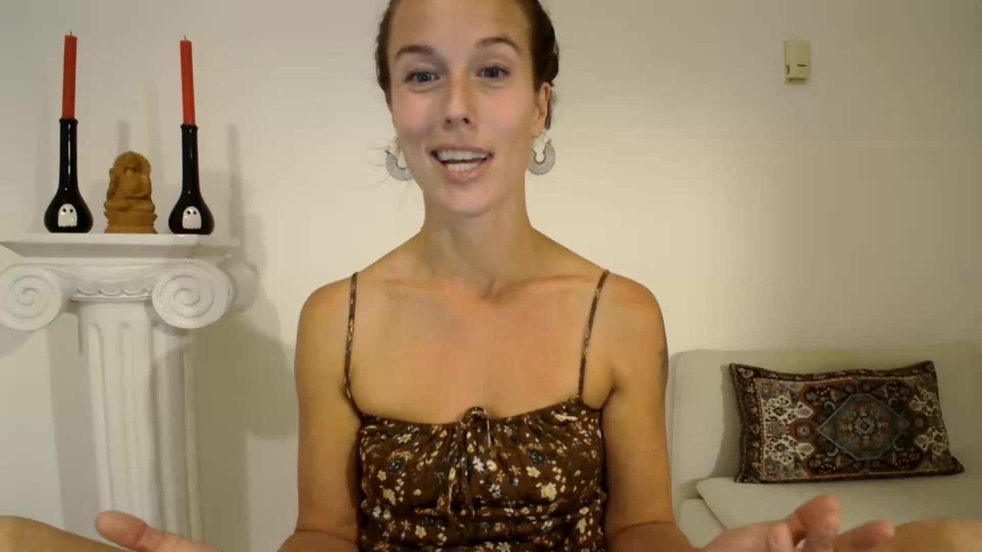 Gallery image thumbnail from ClitorisQueen's myfreecams stream on, 09/23/2026, 03:41 image 3 of 20