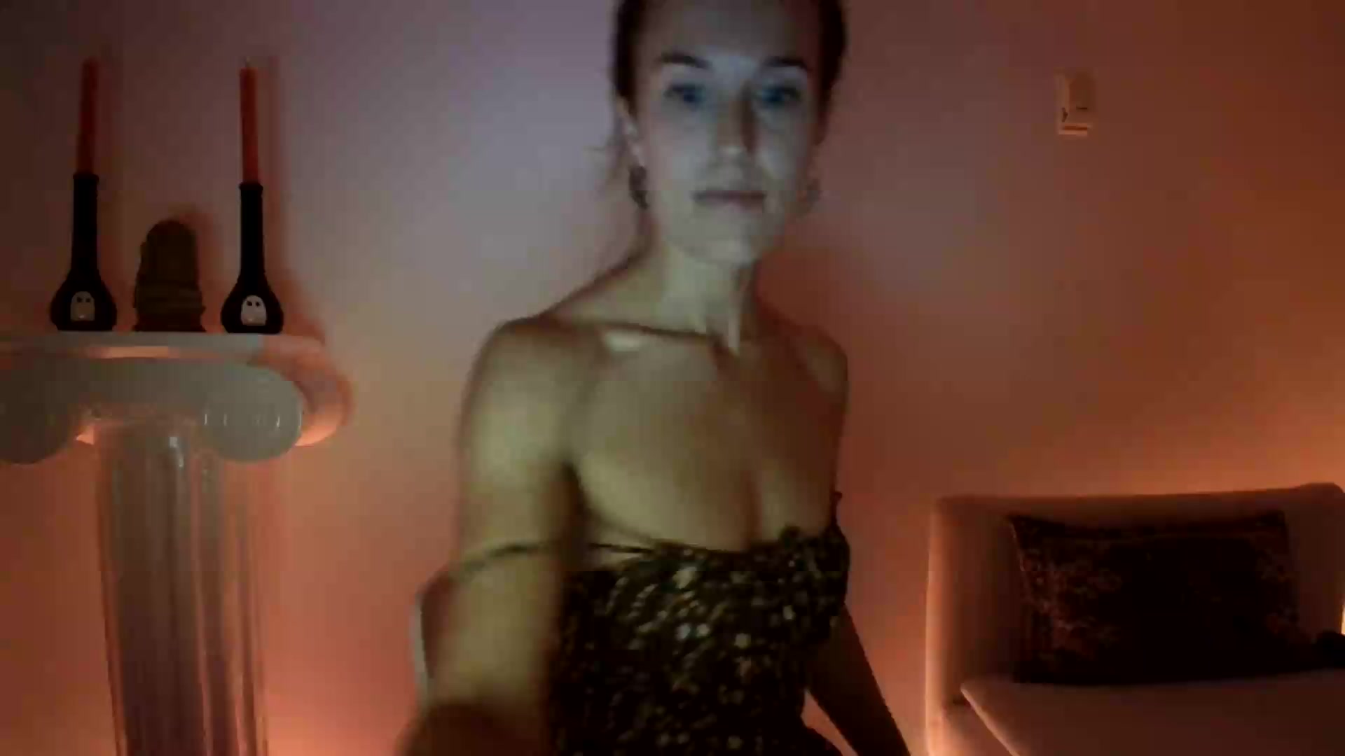 Gallery image thumbnail from ClitorisQueen's myfreecams stream on, 09/23/2026, 04:04 image 5 of 20