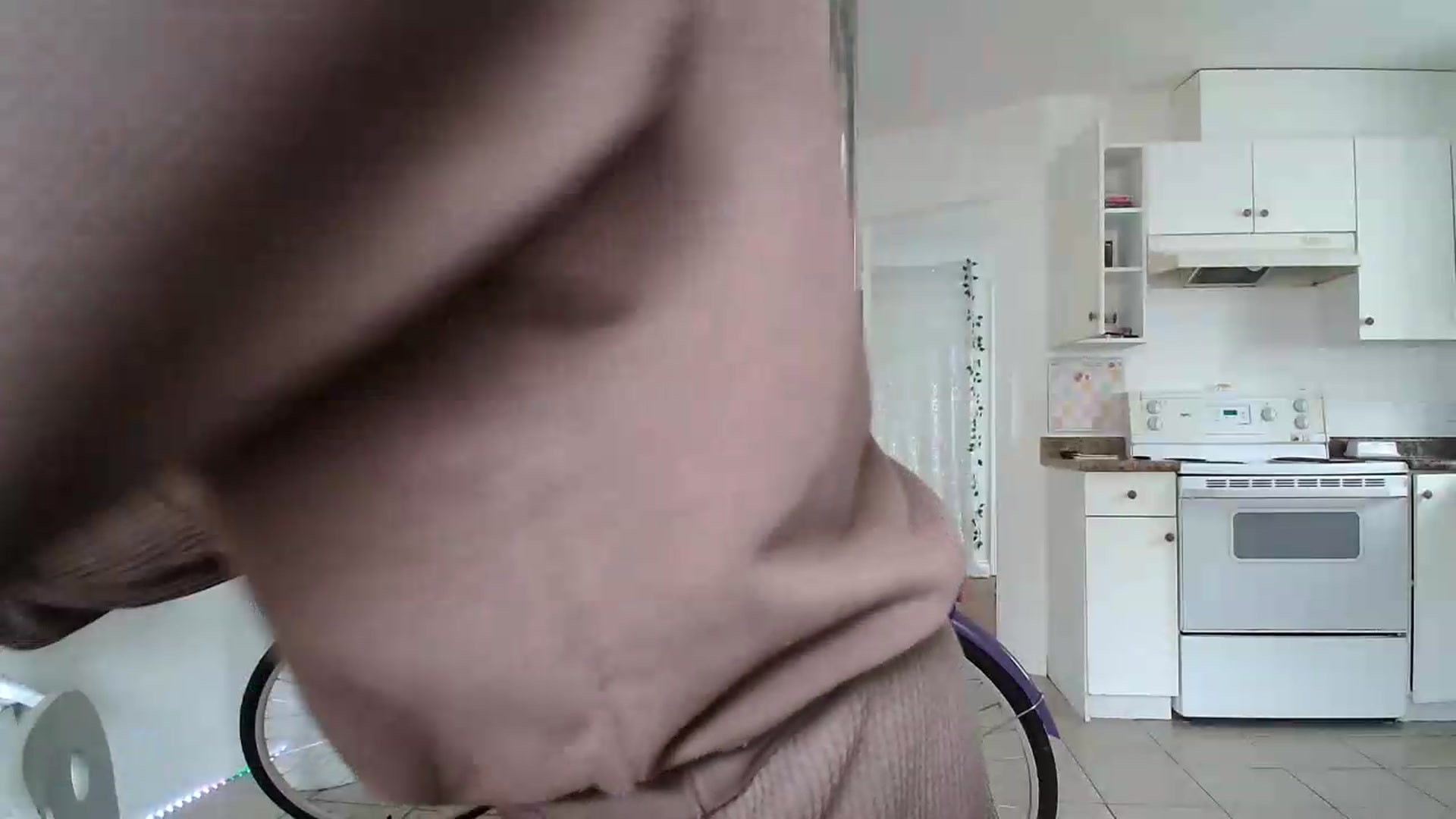 Gallery image thumbnail from ClitorisQueen's myfreecams stream on, 09/23/2026, 19:46 image 14 of 20
