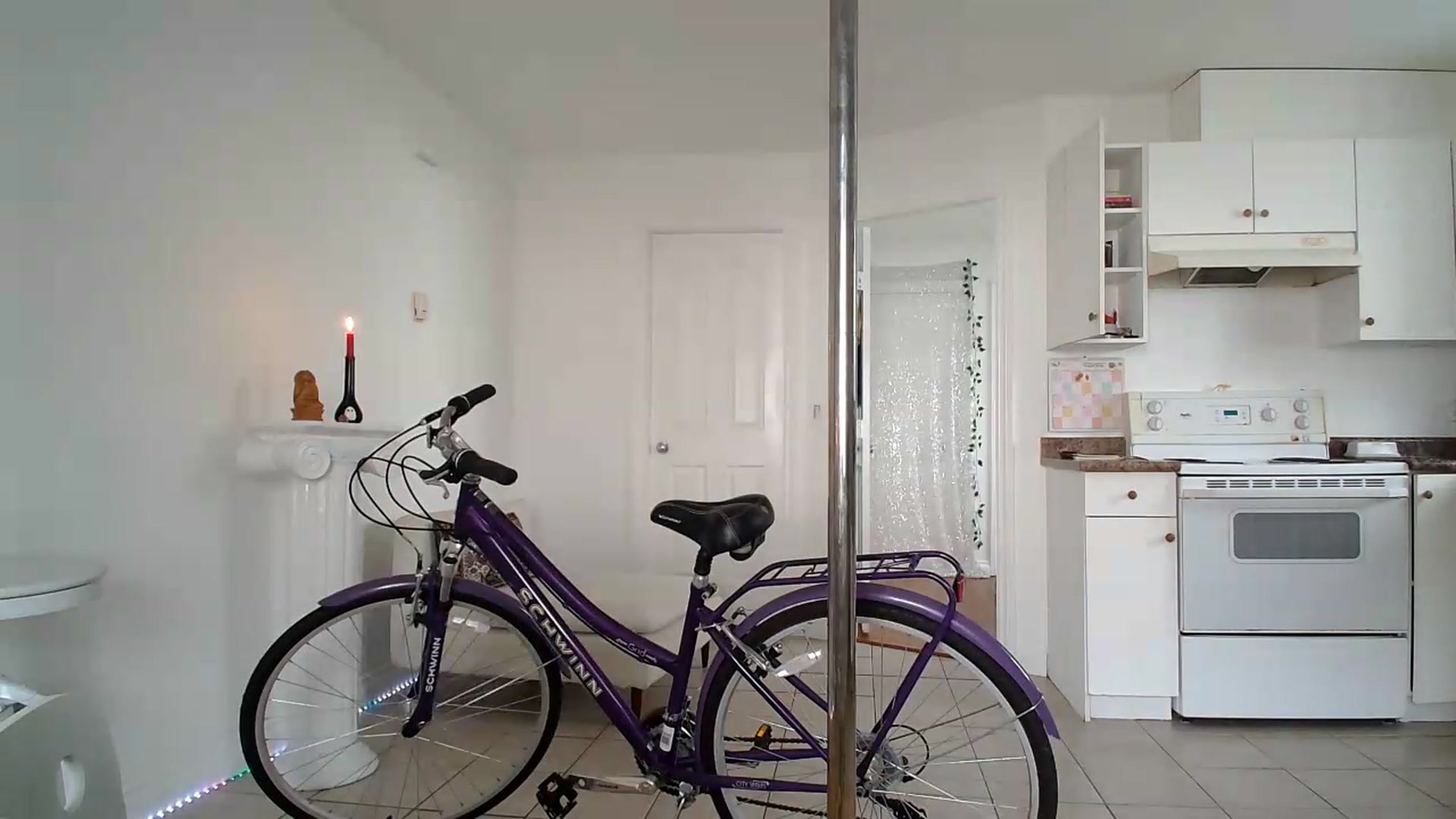 Gallery image thumbnail from ClitorisQueen's myfreecams stream on, 09/23/2026, 19:46 image 10 of 20