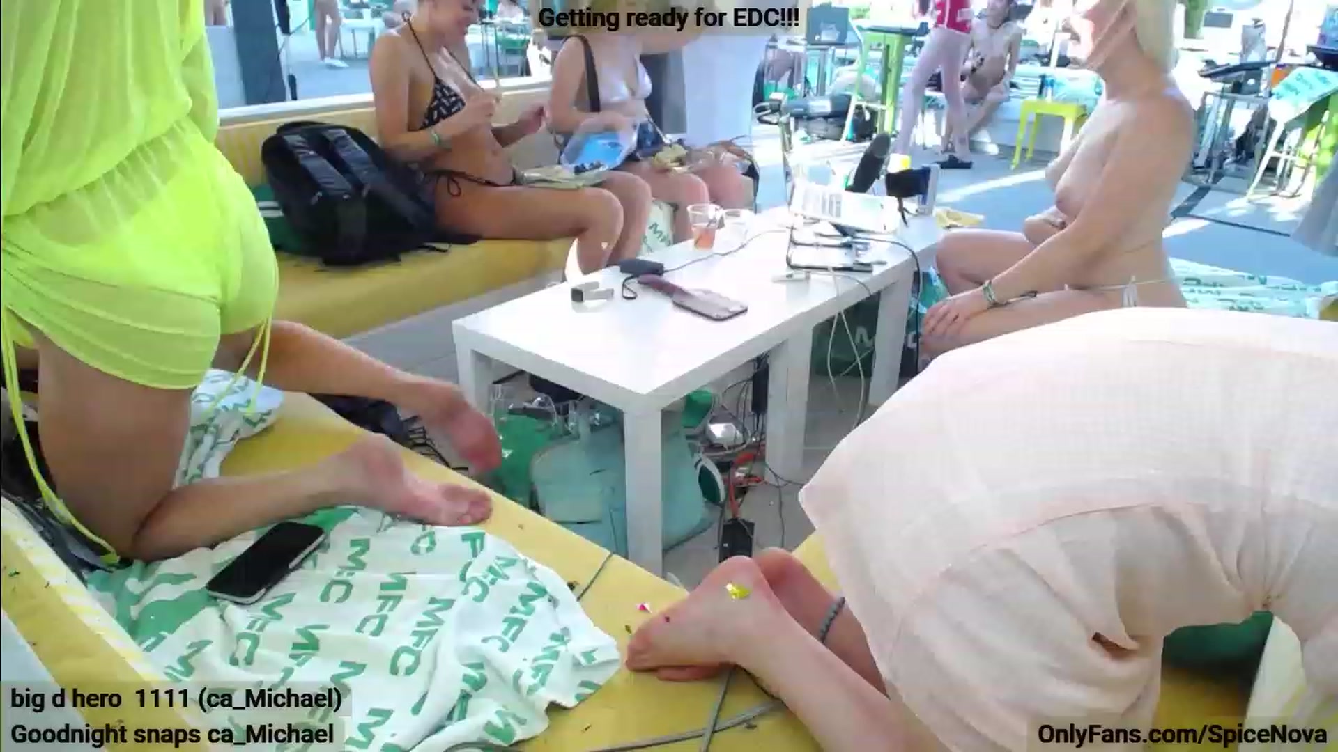 Gallery image thumbnail from CloeAbigail's myfreecams stream on, 05/24/2023, 01:29 image 18 of 20