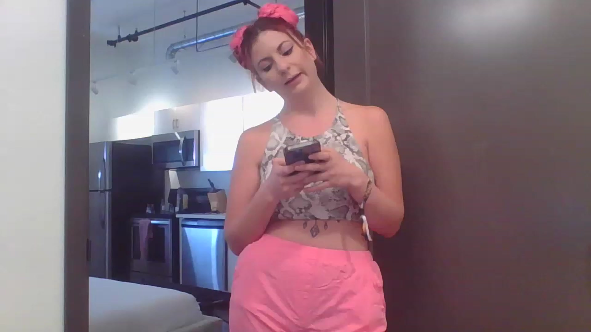 Gallery image thumbnail from CloeAbigail's myfreecams stream on, 05/27/2023, 21:41 image 1 of 20