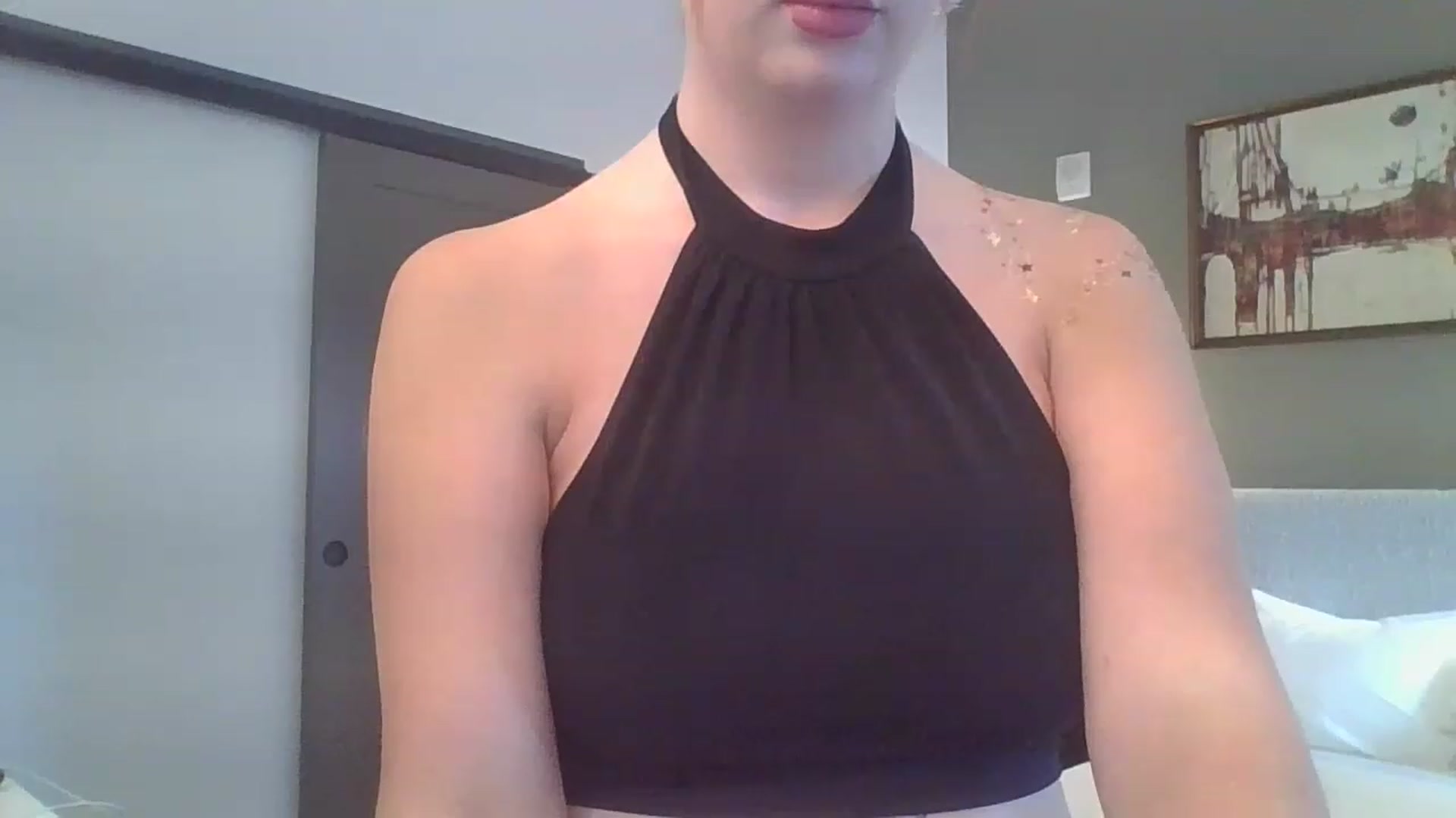 Gallery image thumbnail from CloeAbigail's myfreecams stream on, 05/27/2023, 21:41 image 15 of 20