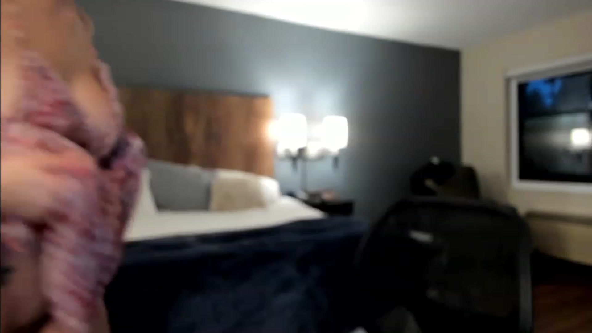 Gallery image thumbnail from CloeAbigail's myfreecams stream on, 06/25/2023, 04:45 image 20 of 20