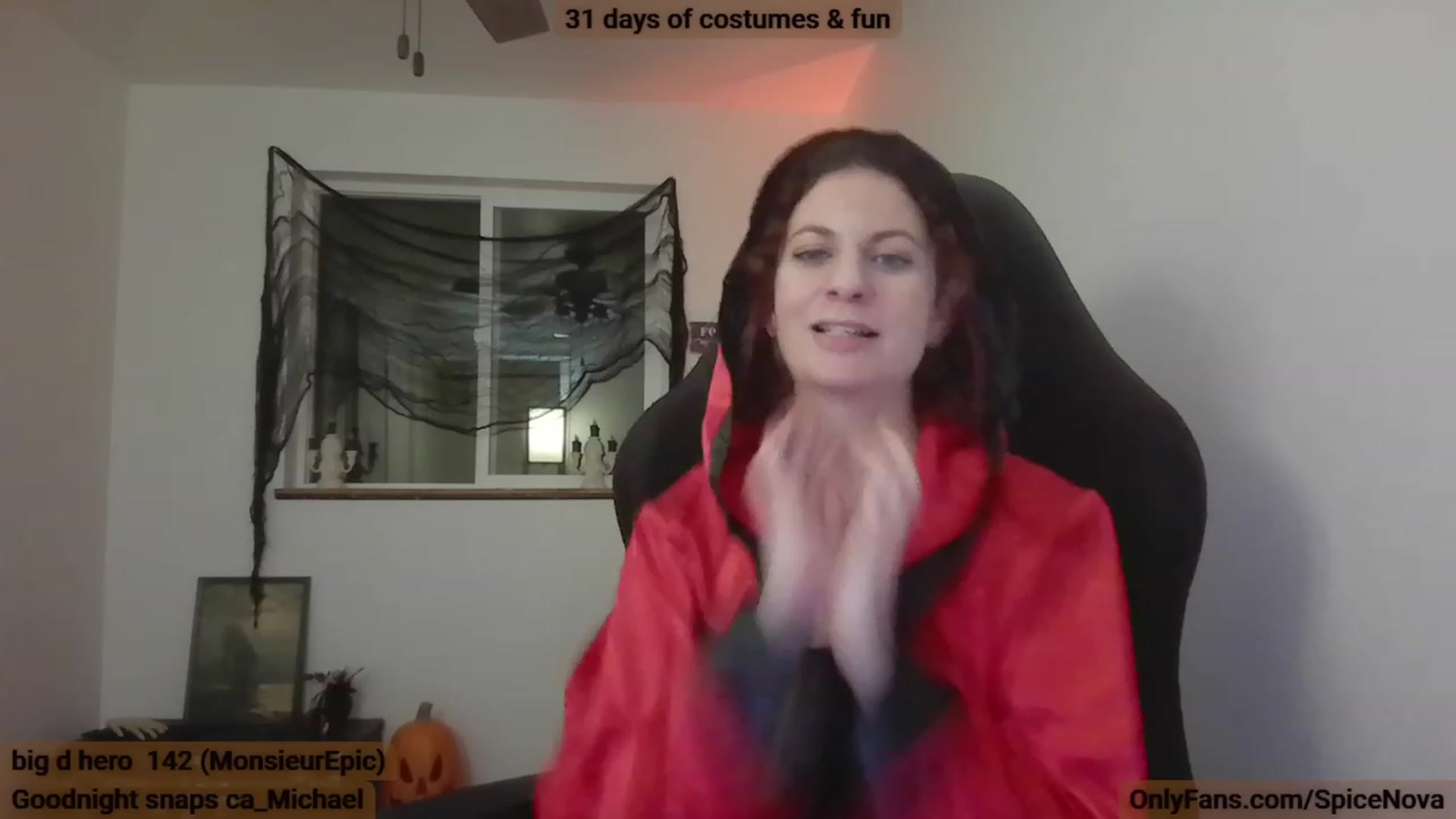 Gallery image thumbnail from CloeAbigail's myfreecams stream on, 10/03/2023, 04:56 image 11 of 20