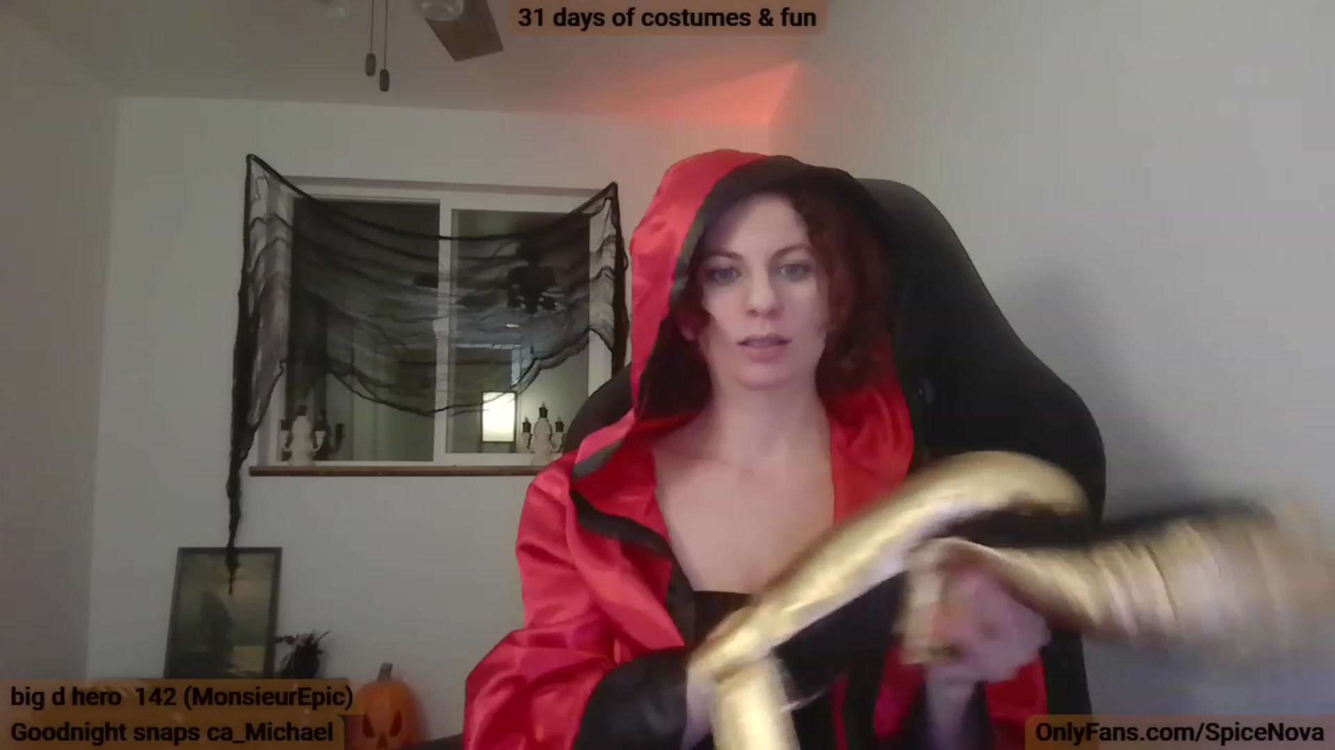 Gallery image thumbnail from CloeAbigail's myfreecams stream on, 10/03/2023, 04:56 image 8 of 20