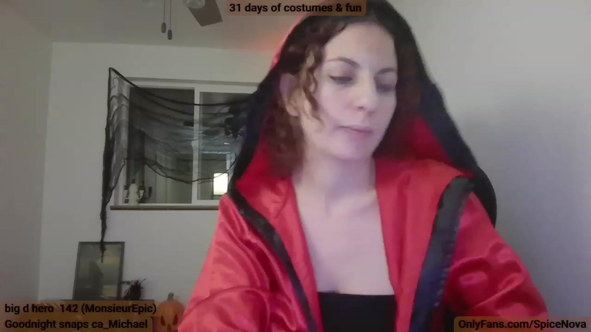 Gallery image thumbnail from CloeAbigail's myfreecams stream on, 10/03/2023, 04:56 image 6 of 20