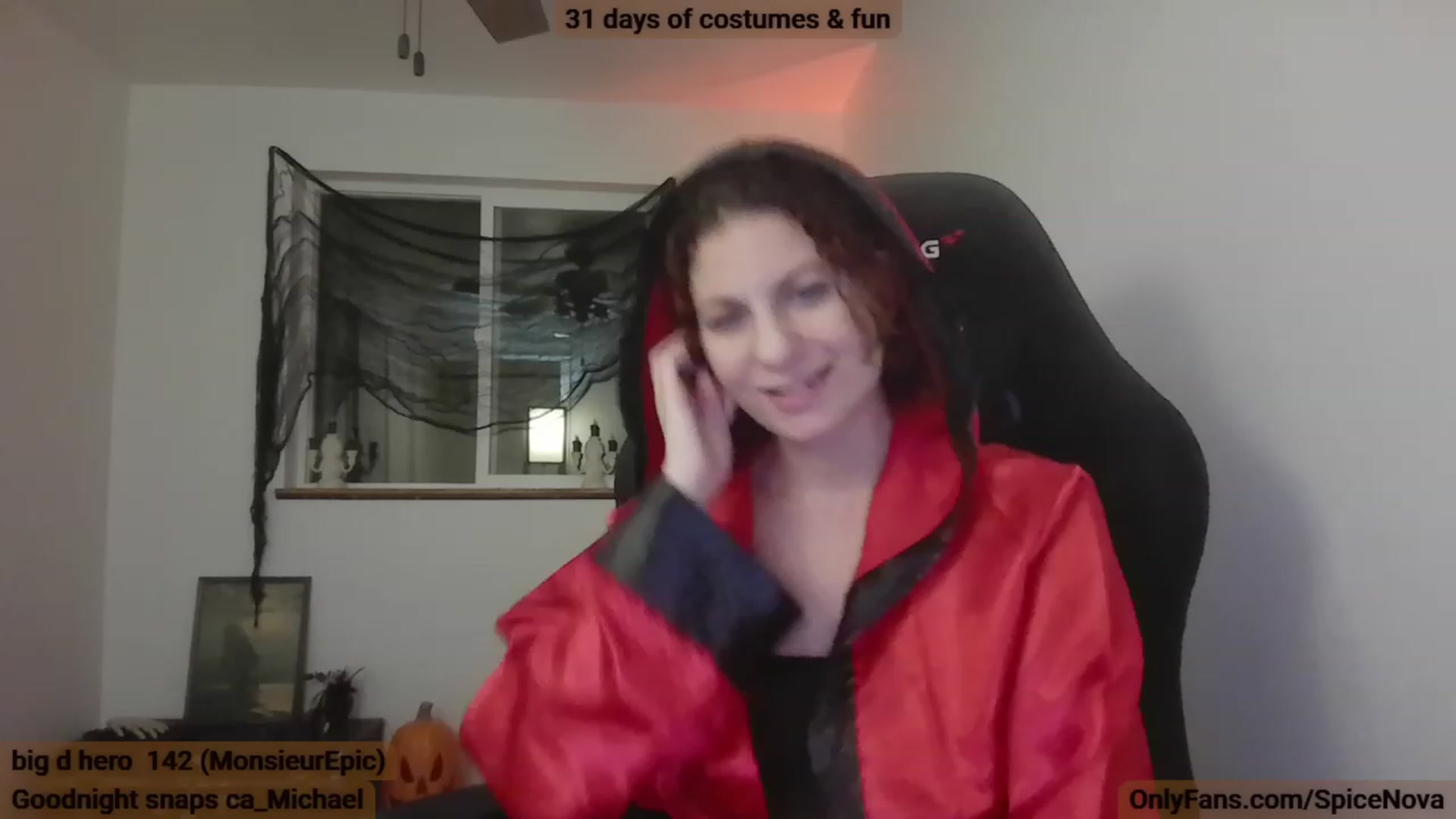 Gallery image thumbnail from CloeAbigail's myfreecams stream on, 10/03/2023, 04:56 image 10 of 20
