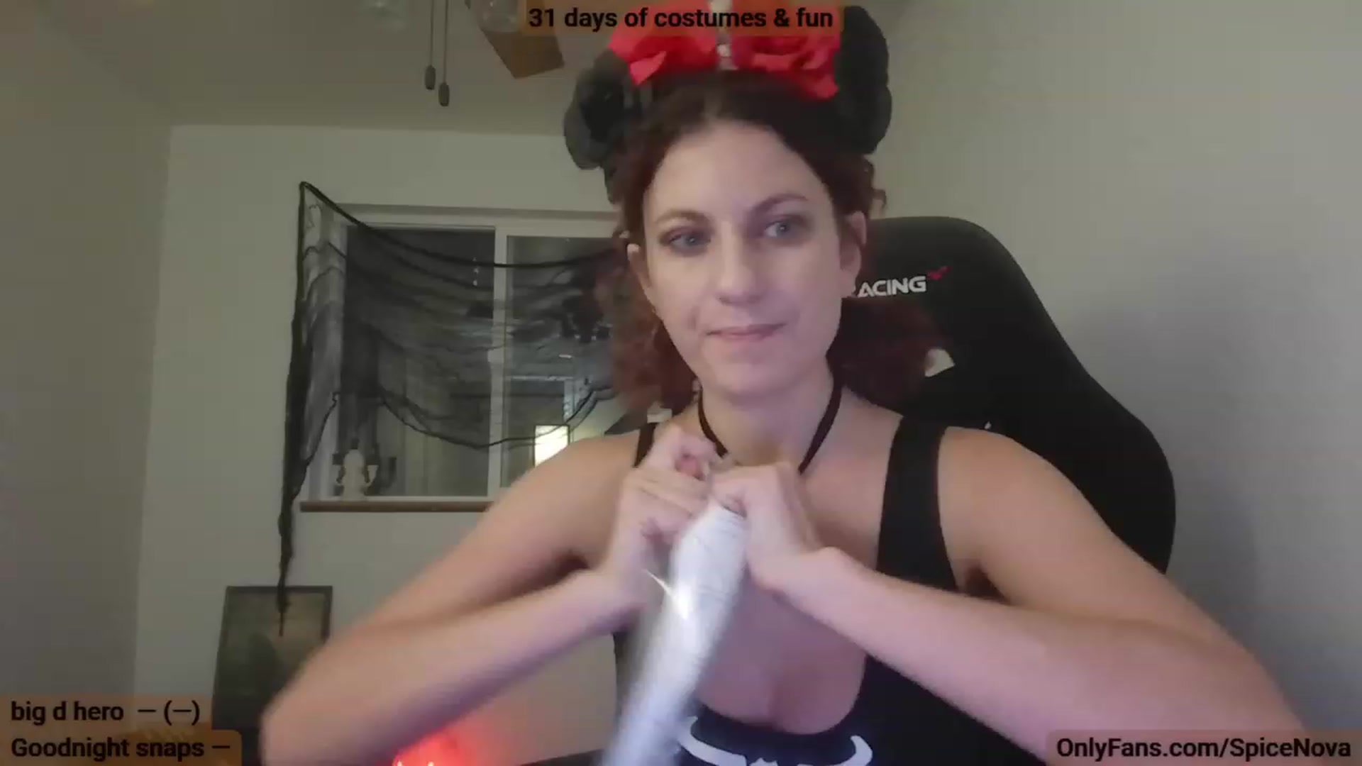 Gallery image thumbnail from CloeAbigail's myfreecams stream on, 10/04/2023, 02:27 image 8 of 20