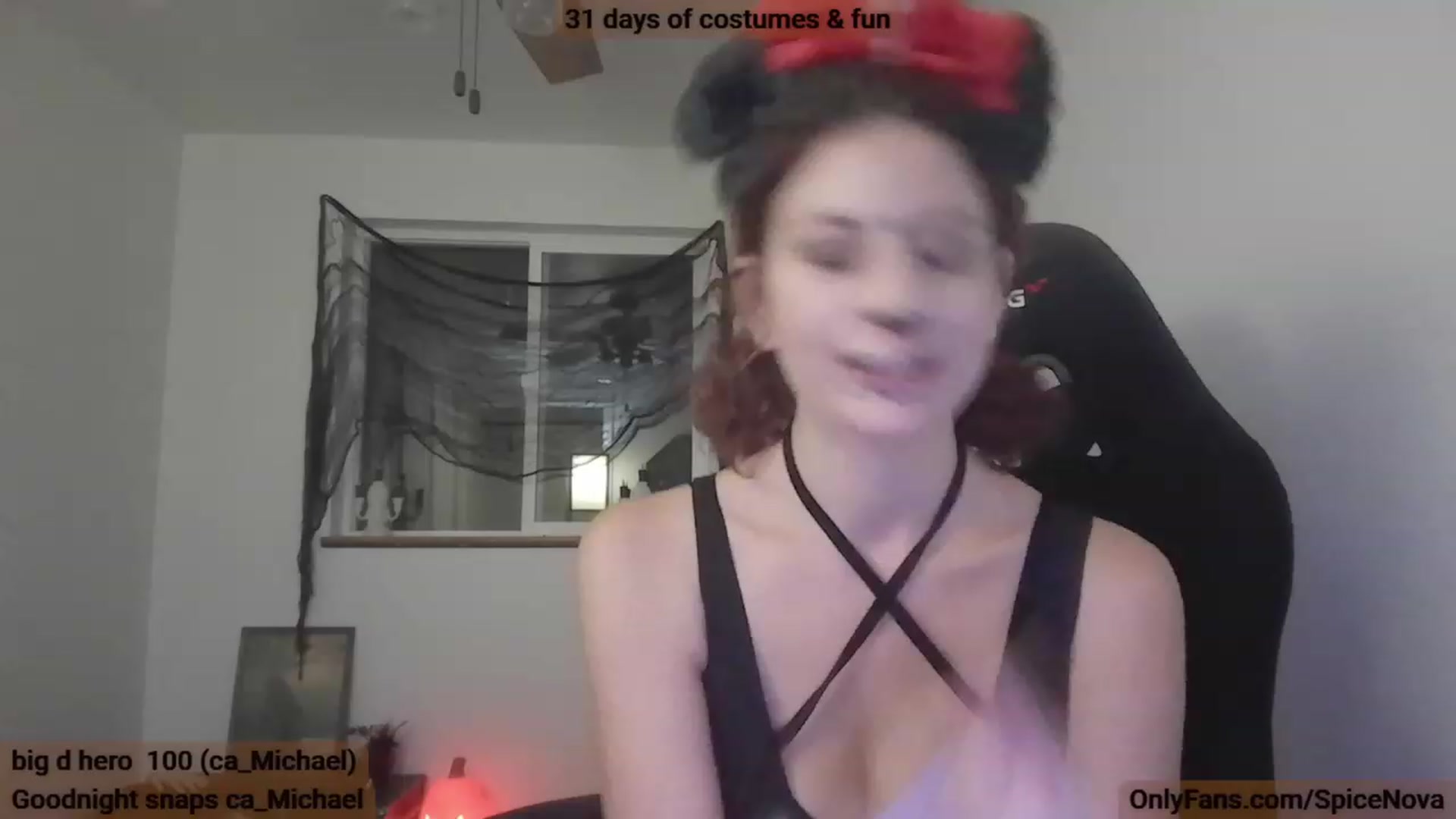 Gallery image thumbnail from CloeAbigail's myfreecams stream on, 10/04/2023, 02:27 image 17 of 20