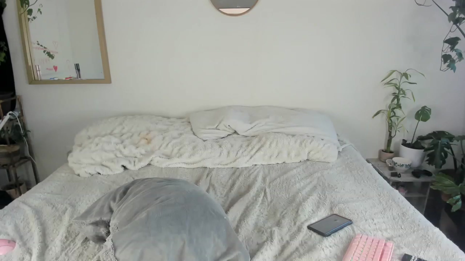 Gallery image thumbnail from CloeClover's myfreecams stream on, 11/25/2022, 23:01 image 10 of 20