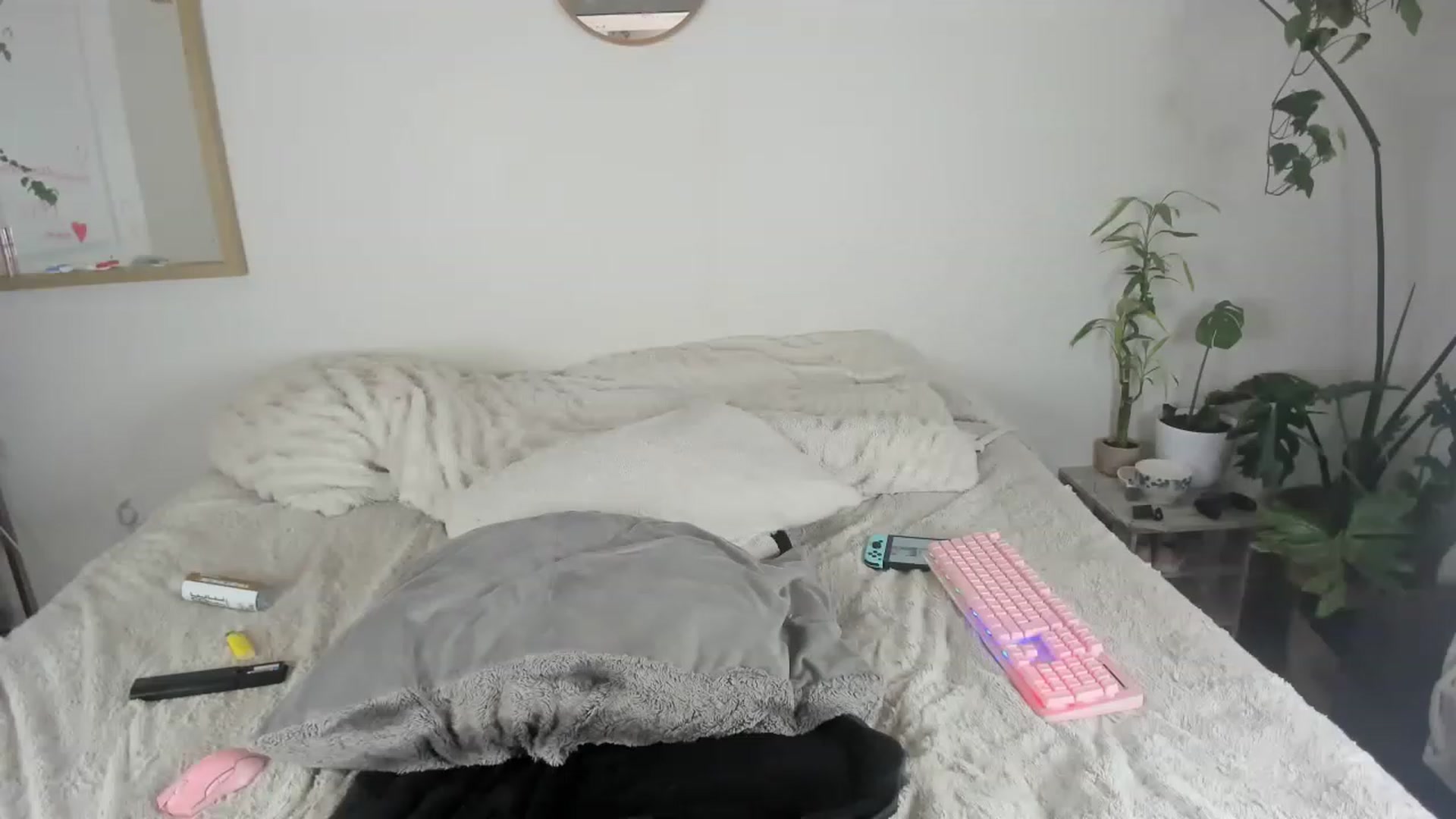 Gallery image thumbnail from CloeClover's myfreecams stream on, 11/26/2022, 01:49 image 18 of 20