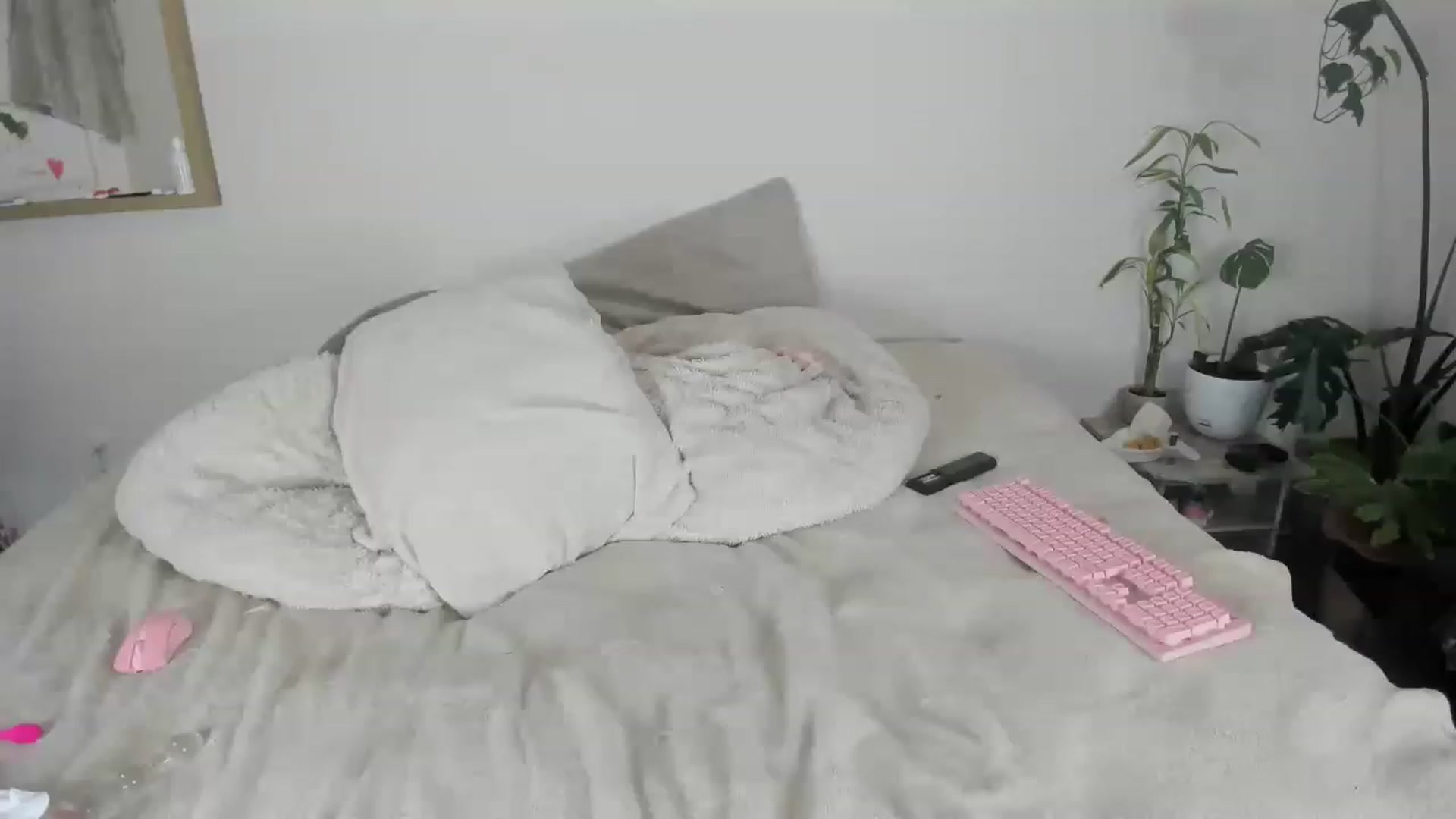 Gallery image thumbnail from CloeClover's myfreecams stream on, 11/28/2022, 04:47 image 18 of 20