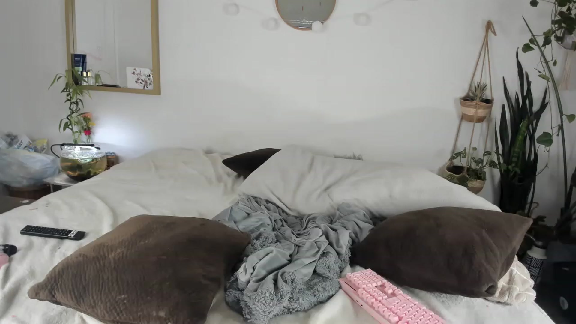 Gallery image thumbnail from CloeClover's myfreecams stream on, 02/02/2023, 08:38 image 17 of 20