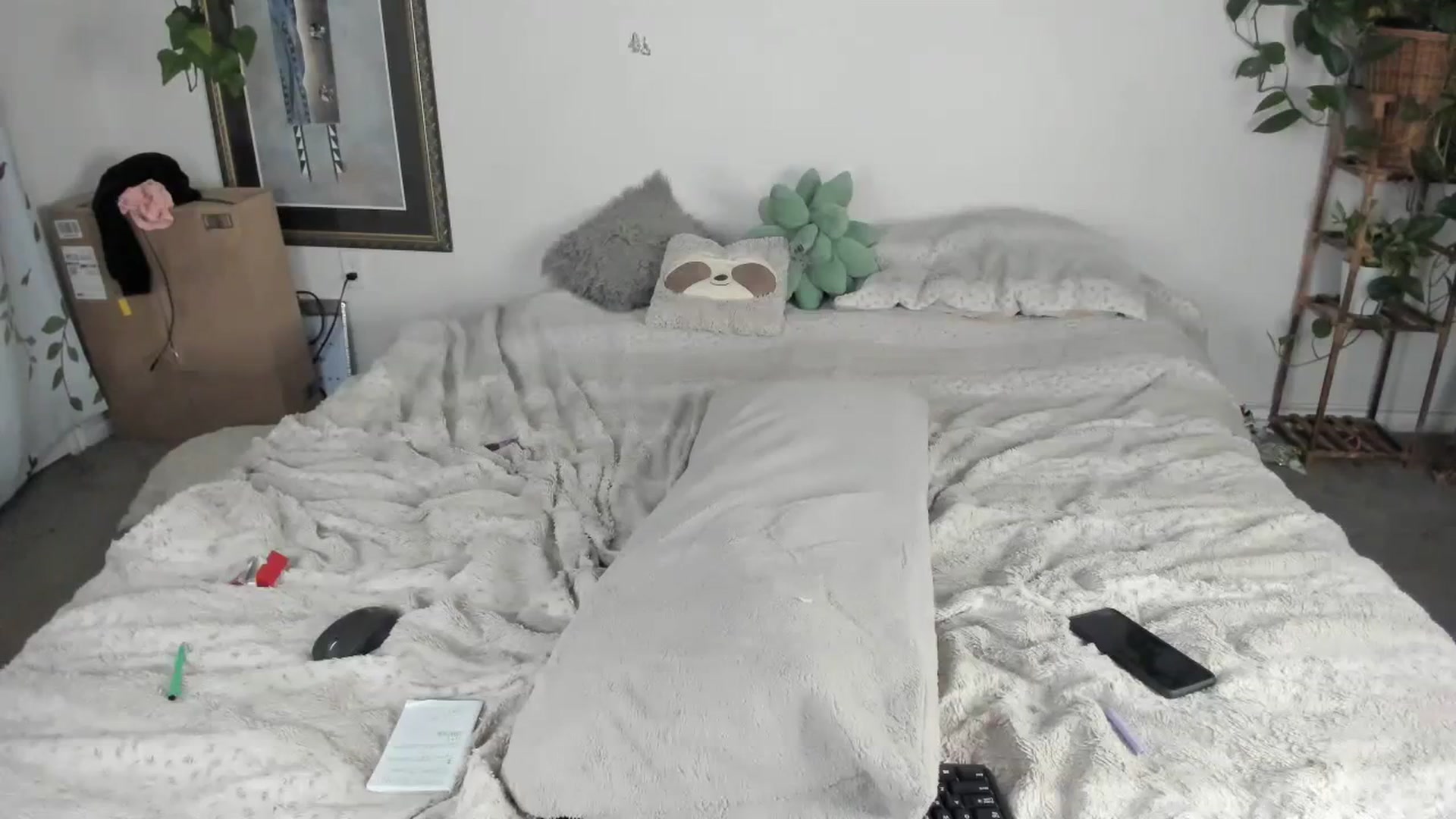 Gallery image thumbnail from CloeClover's myfreecams stream on, 01/01/2024, 12:23 image 9 of 20
