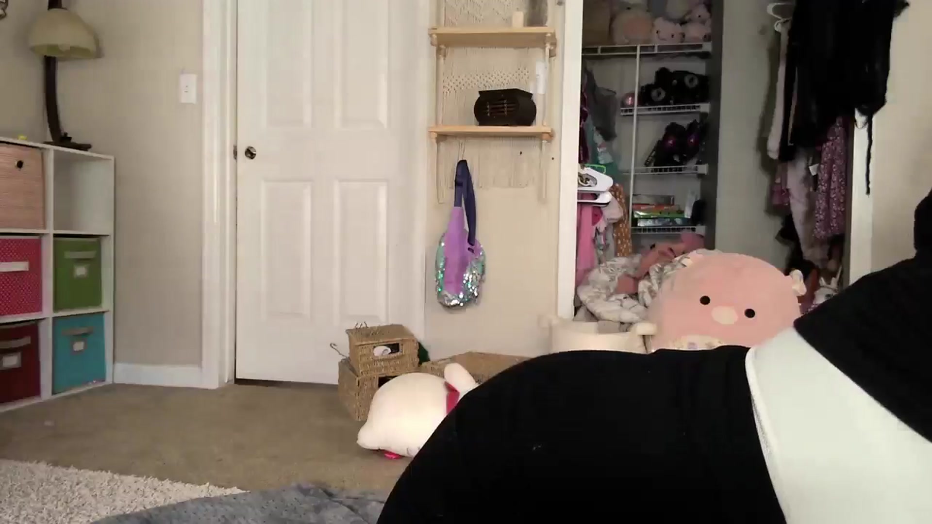 Gallery image thumbnail from CloeClover's myfreecams stream on, 02/27/2025, 21:07 image 2 of 20