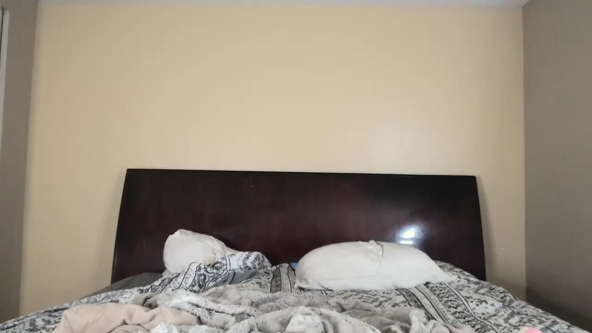 Gallery image thumbnail from CloeClover's myfreecams stream on, 03/25/2025, 07:25 image 15 of 20