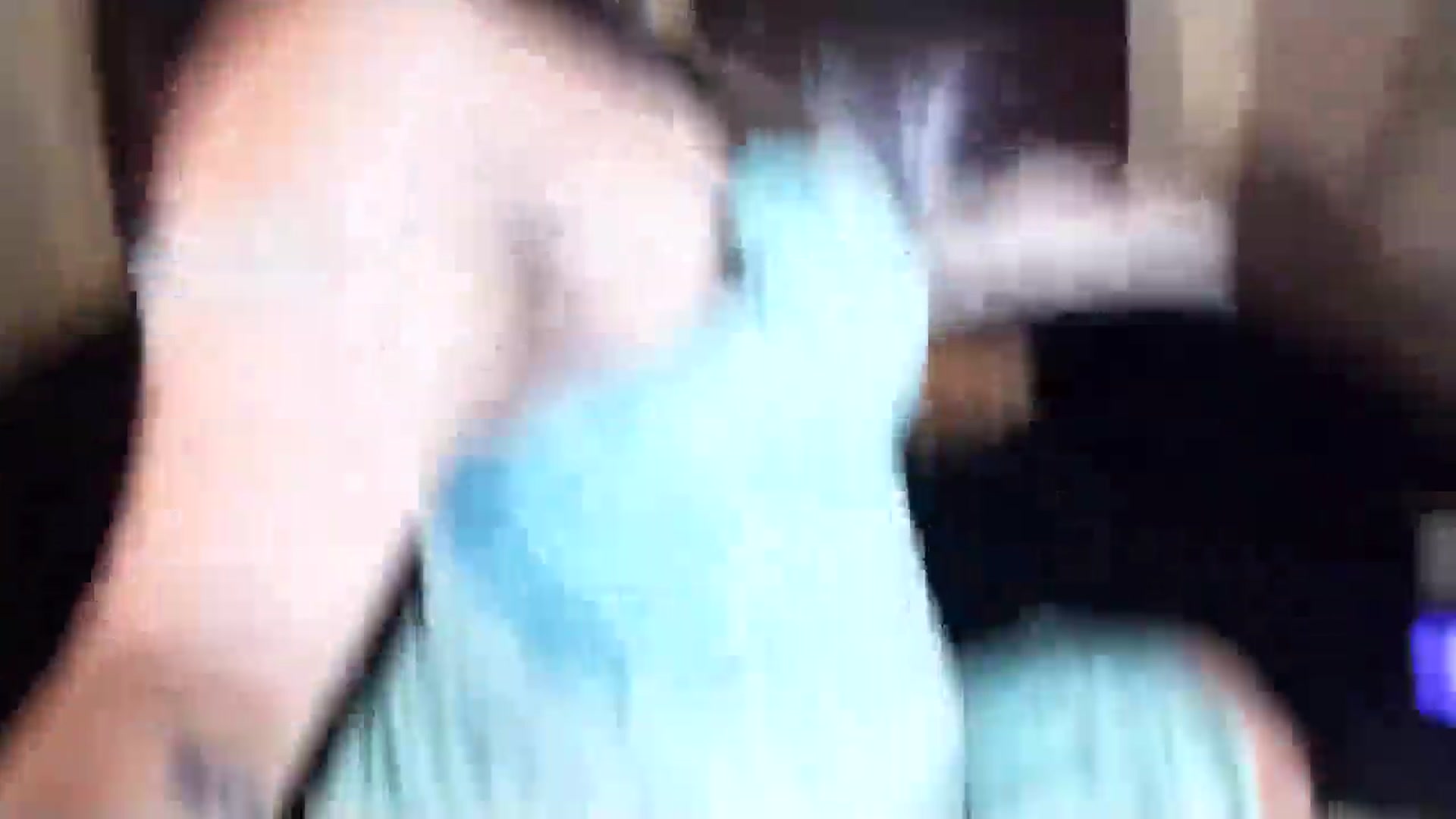 Gallery image thumbnail from CloeClover's myfreecams stream on, 04/27/2025, 10:59 image 10 of 20
