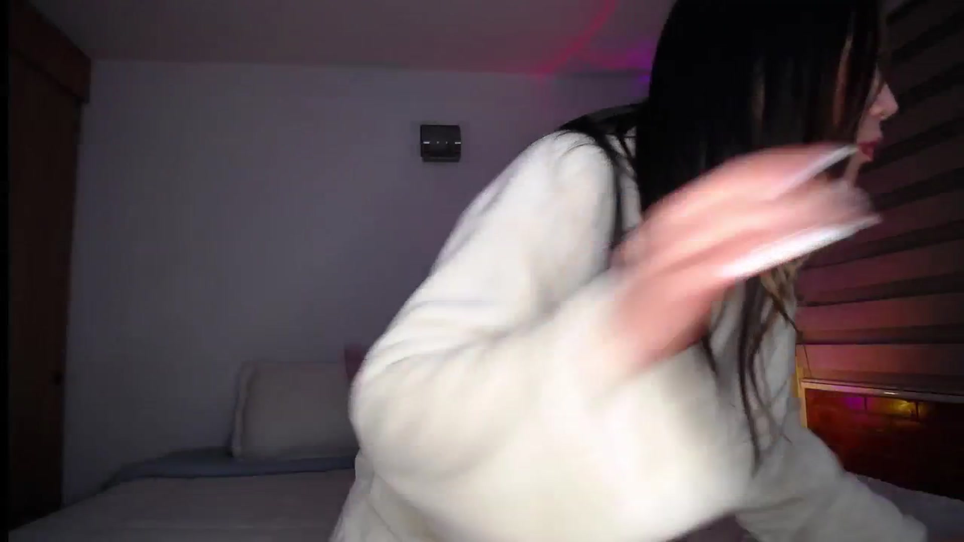 Gallery image thumbnail from Cloud_latin's myfreecams stream on, 06/18/2025, 05:11 image 8 of 20