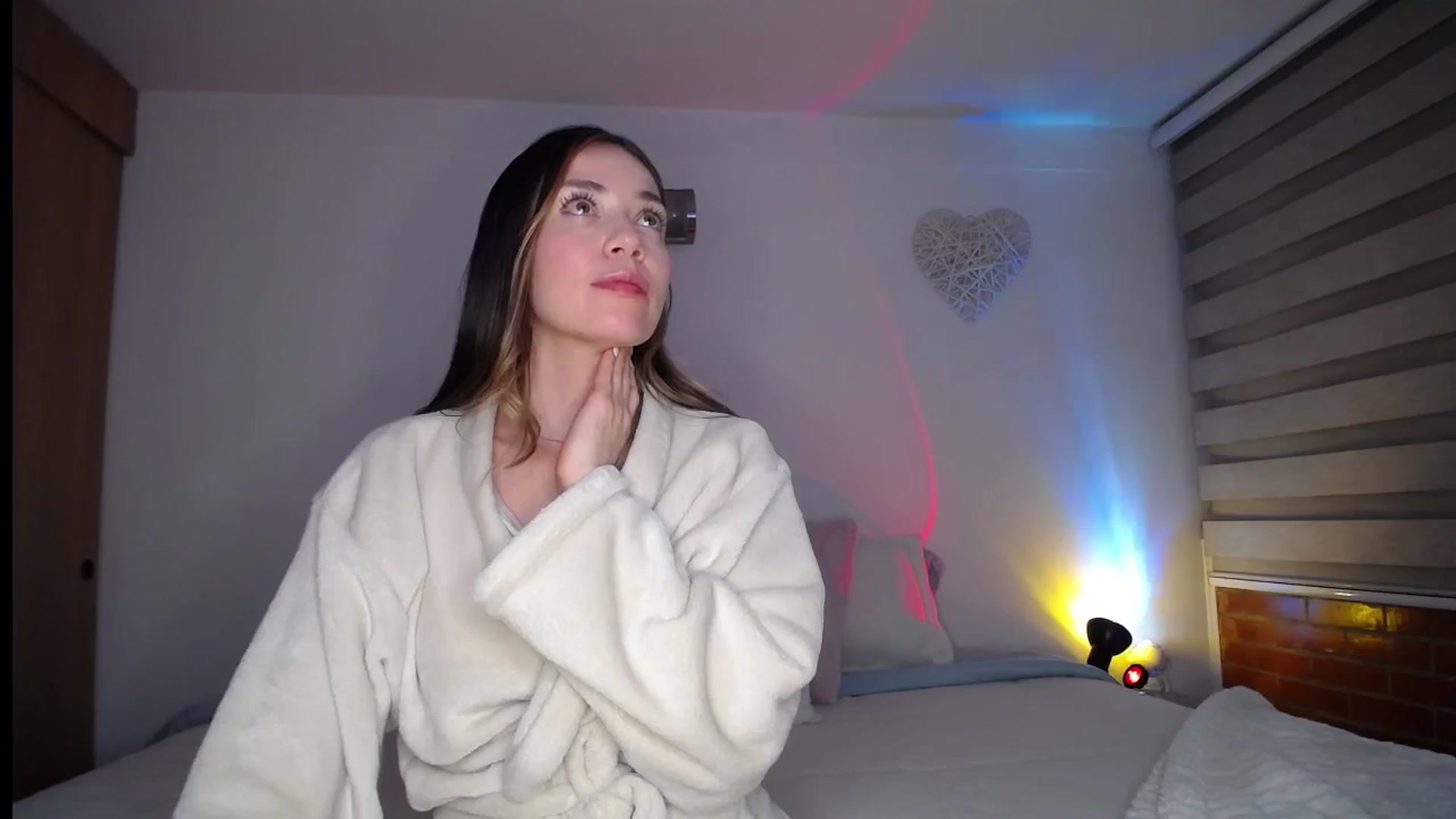 Gallery image thumbnail from Cloud_latin's myfreecams stream on, 06/18/2025, 05:11 image 10 of 20