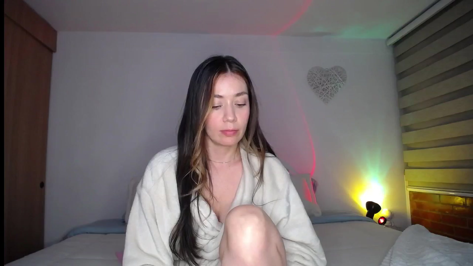 Gallery image thumbnail from Cloud_latin's myfreecams stream on, 06/18/2025, 05:11 image 19 of 20