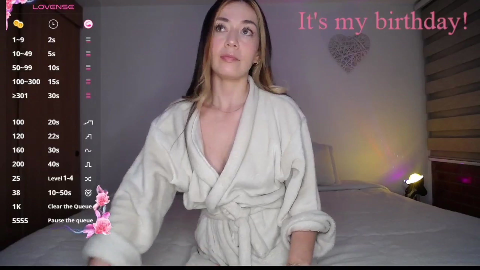 Gallery image thumbnail from Cloud_latin's myfreecams stream on, 06/22/2025, 04:16 image 6 of 20