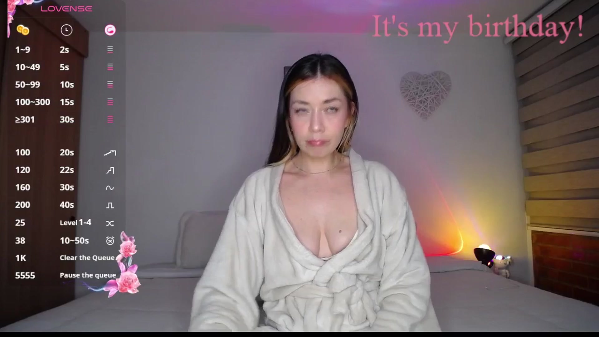 Gallery image thumbnail from Cloud_latin's myfreecams stream on, 06/23/2025, 03:17 image 7 of 20
