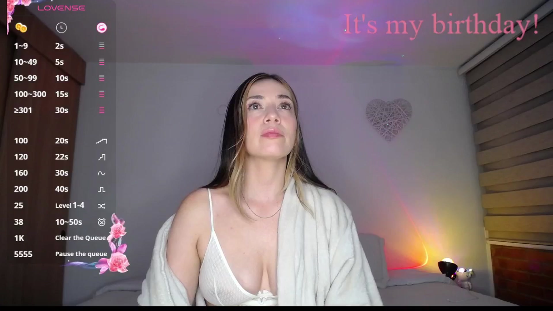 Gallery image thumbnail from Cloud_latin's myfreecams stream on, 06/23/2025, 04:35 image 3 of 20