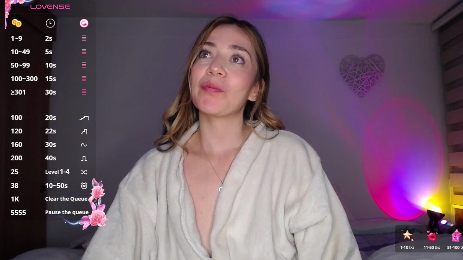 Gallery image thumbnail from Cloud_latin's myfreecams stream on, 07/11/2025, 06:21 image 17 of 20