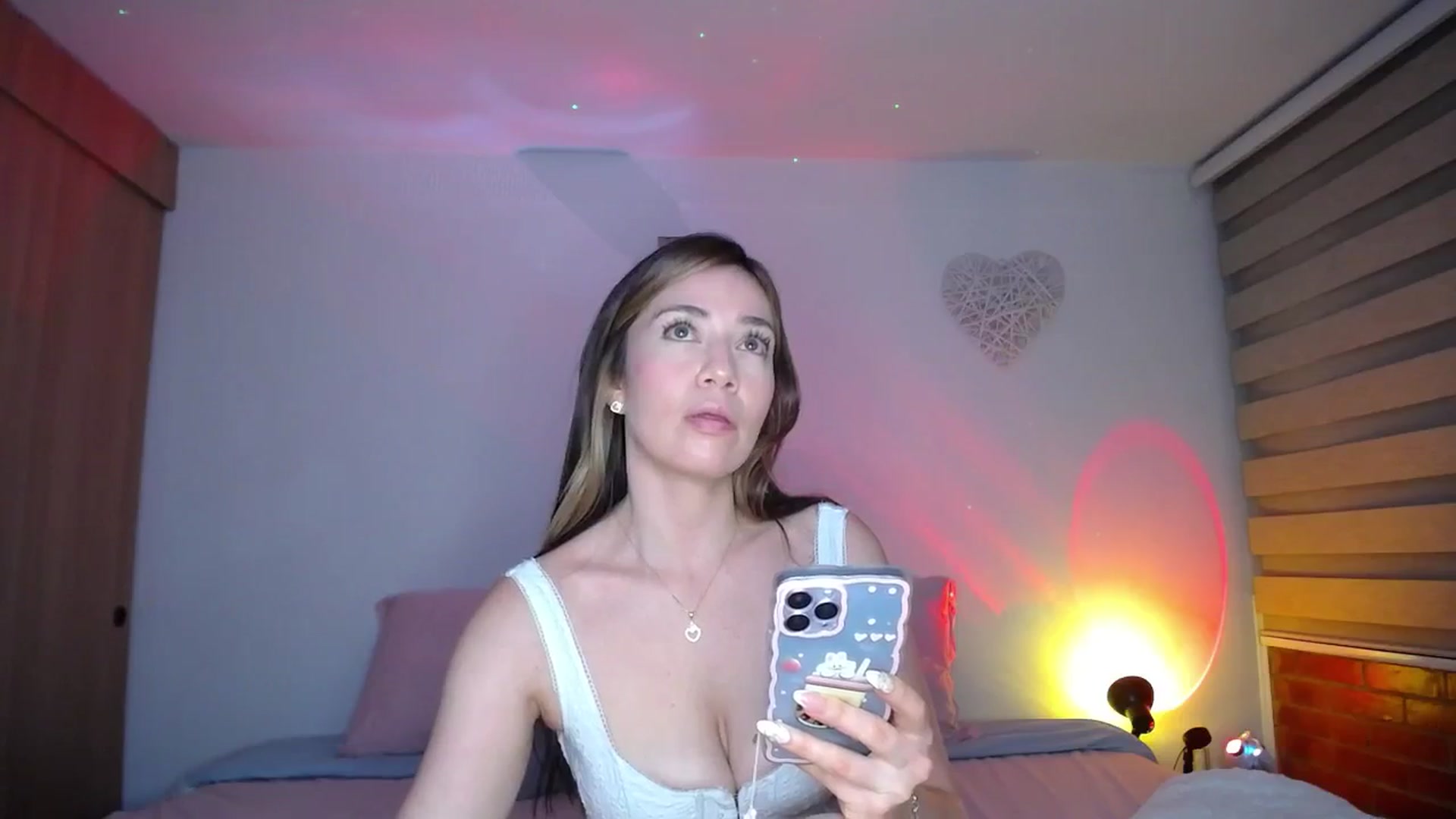 Gallery image thumbnail from Cloud_latin's myfreecams stream on, 07/29/2025, 03:01 image 15 of 20