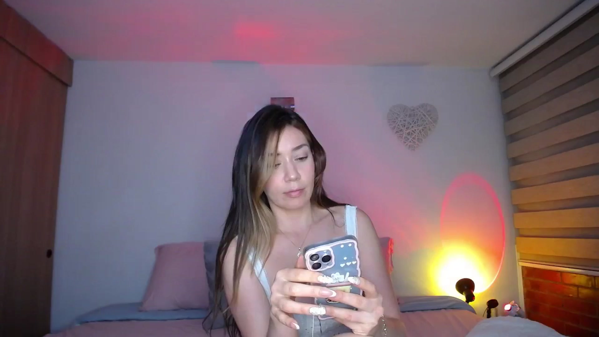 Gallery image thumbnail from Cloud_latin's myfreecams stream on, 07/29/2025, 03:01 image 16 of 20