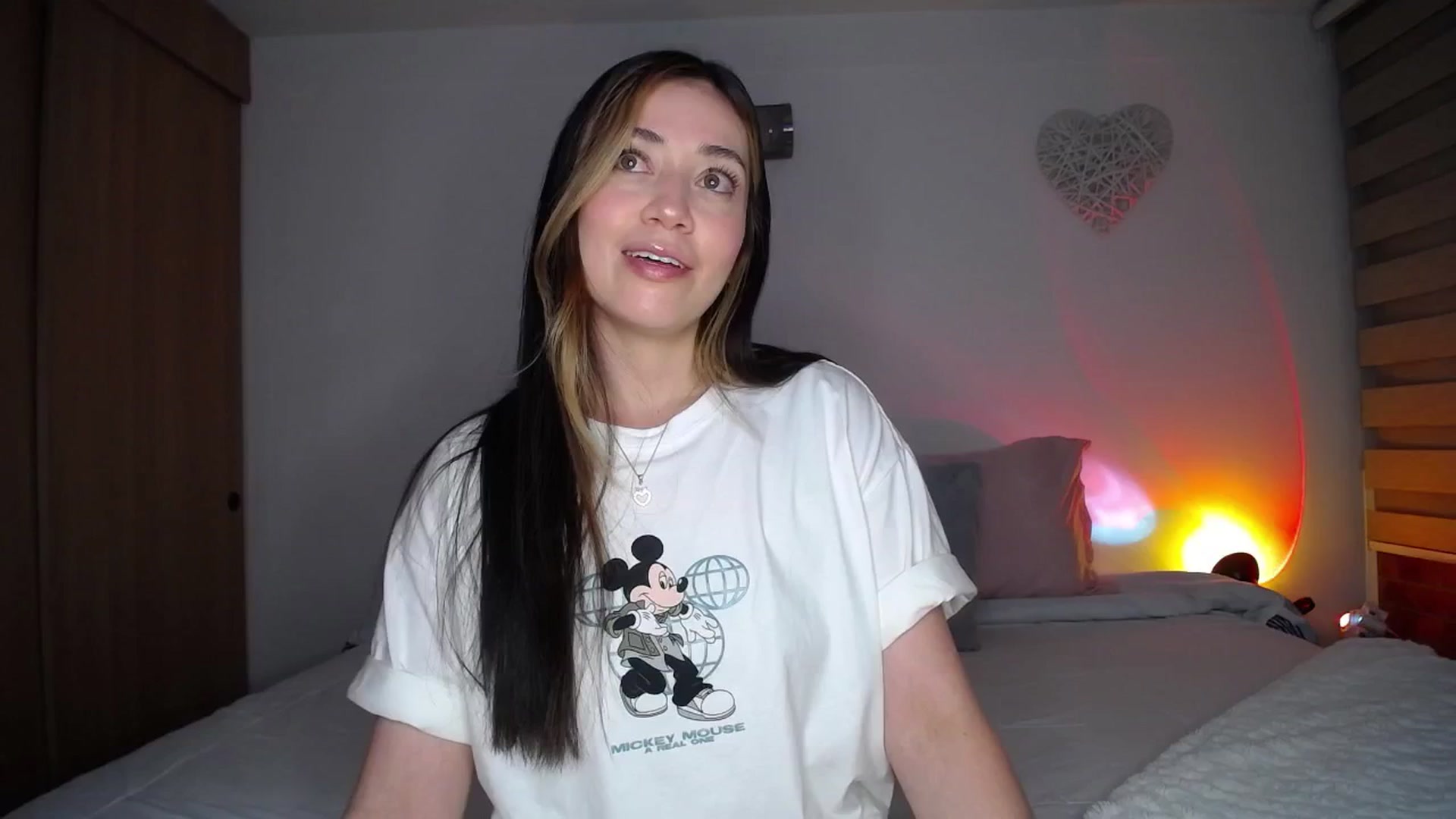Gallery image thumbnail from Cloud_latin's myfreecams stream on, 08/11/2025, 01:03 image 6 of 20