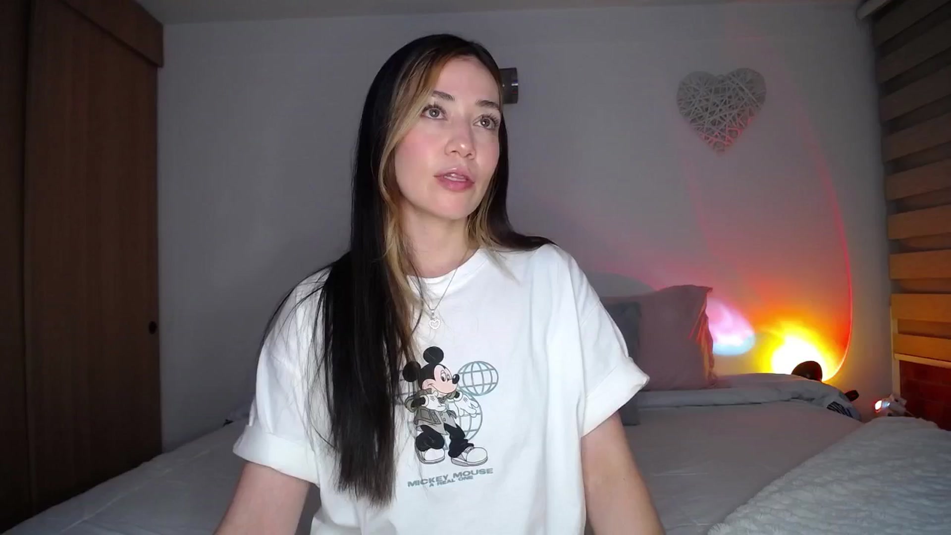 Gallery image thumbnail from Cloud_latin's myfreecams stream on, 08/11/2025, 01:03 image 8 of 20