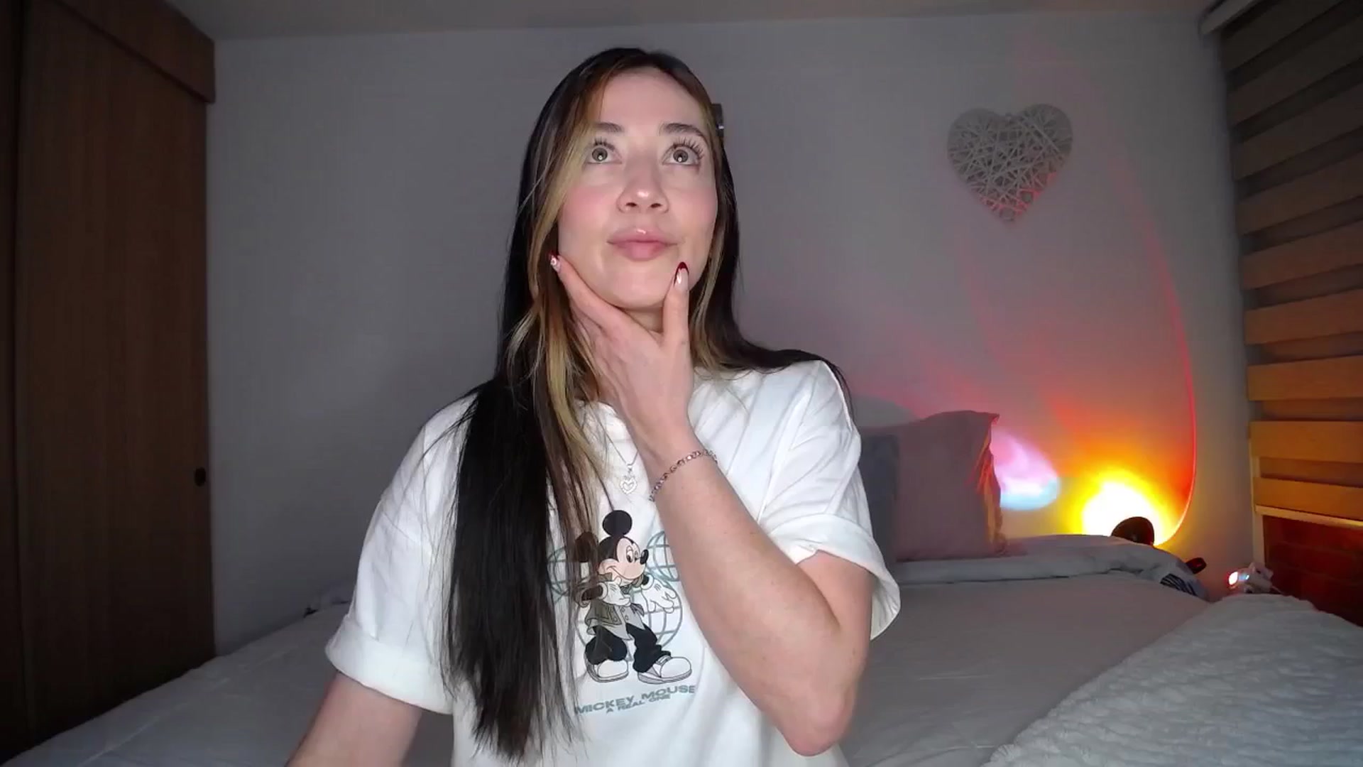 Gallery image thumbnail from Cloud_latin's myfreecams stream on, 08/11/2025, 01:03 image 19 of 20