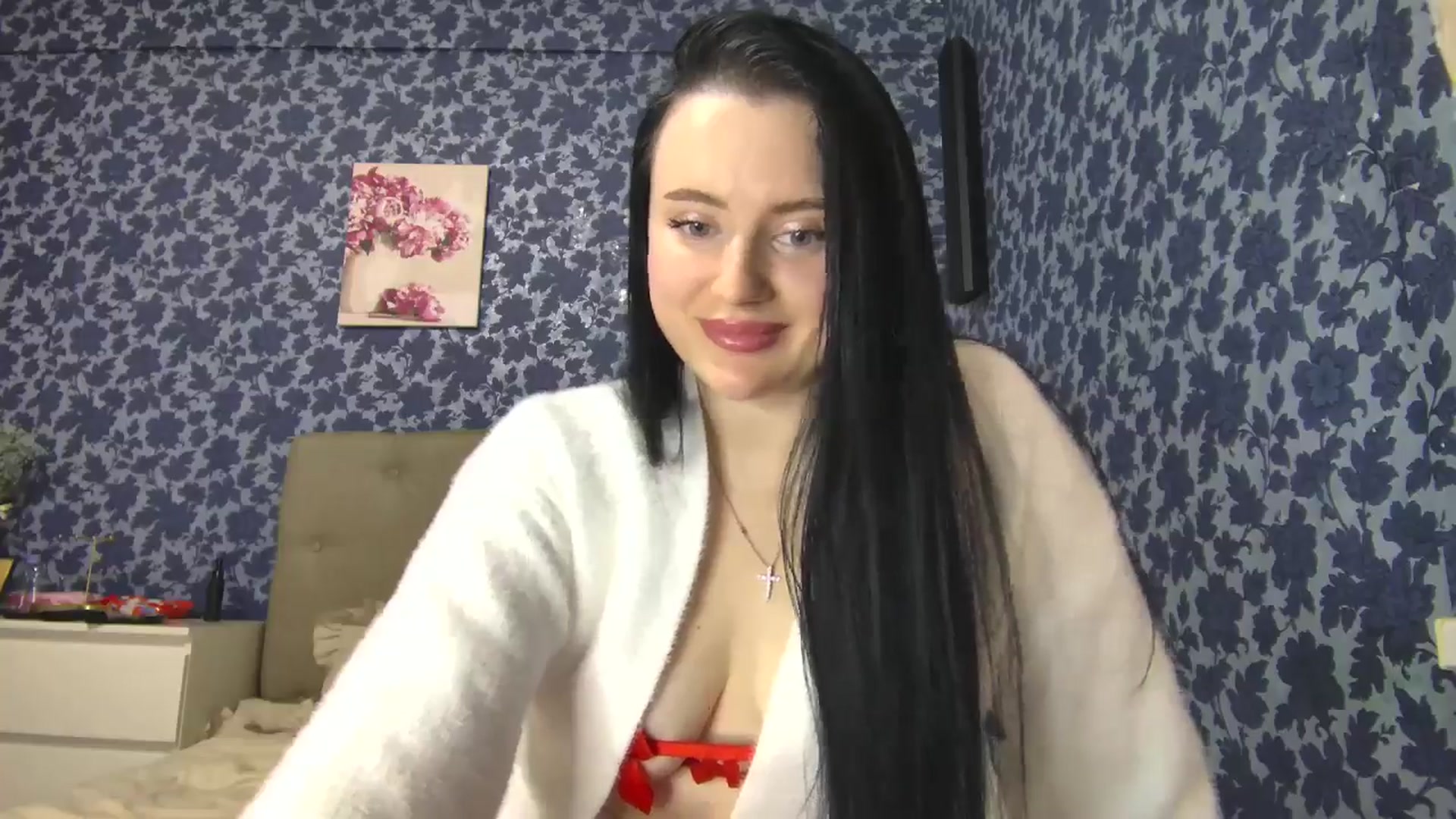 Gallery image thumbnail from CloverBell's myfreecams stream on, 12/25/2024, 09:54 image 7 of 20