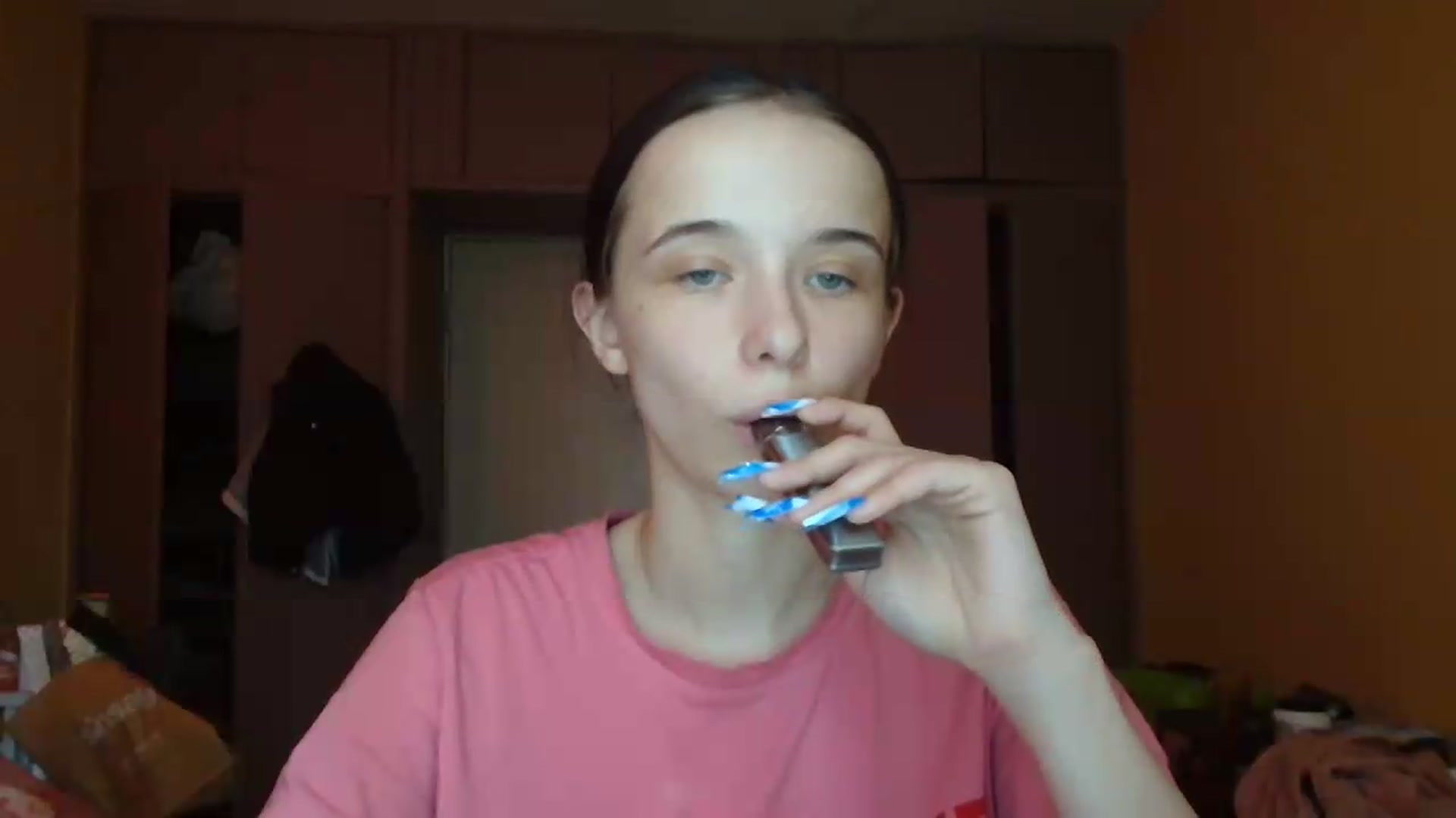 Gallery image thumbnail from CloverLake's myfreecams stream on, 06/09/2026, 12:30 image 6 of 20