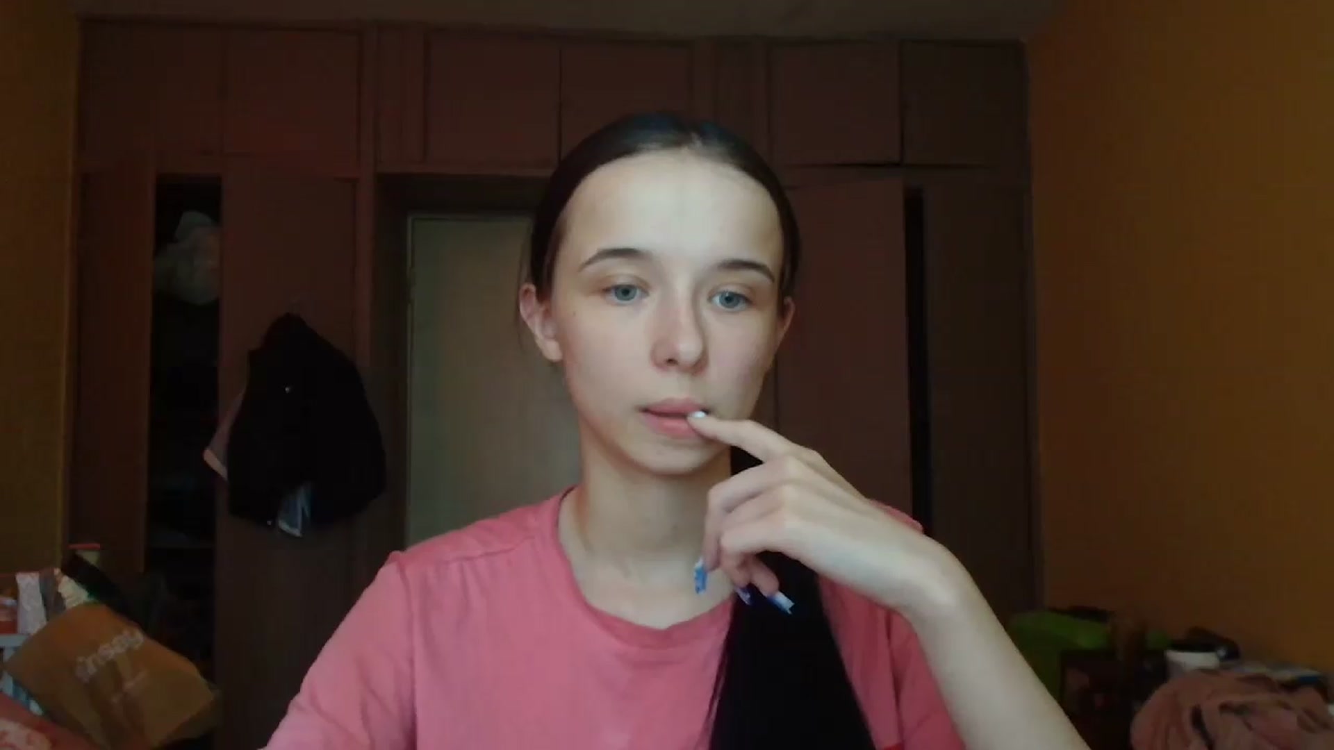 Gallery image thumbnail from CloverLake's myfreecams stream on, 06/09/2026, 12:30 image 3 of 20