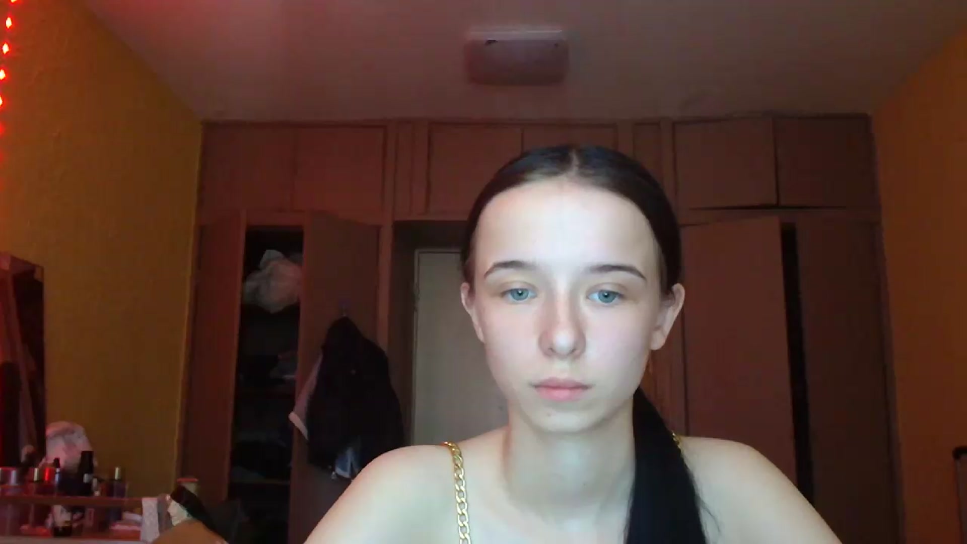 Gallery image thumbnail from CloverLake's myfreecams stream on, 06/10/2026, 09:07 image 4 of 20